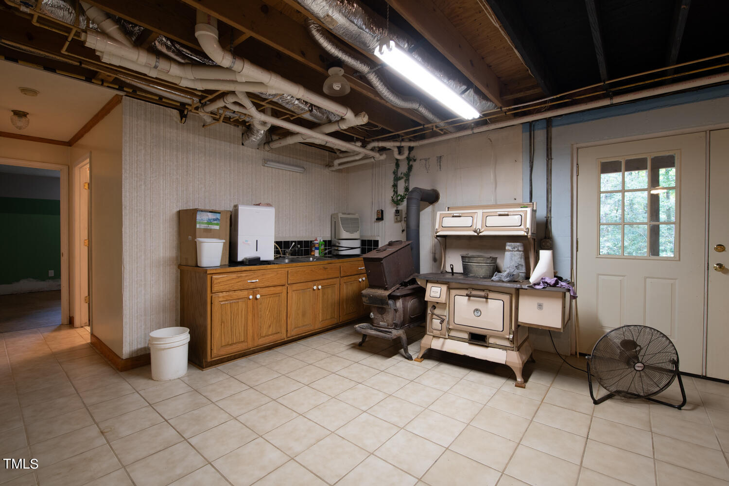 4490 Busbee Road Property Photo 26