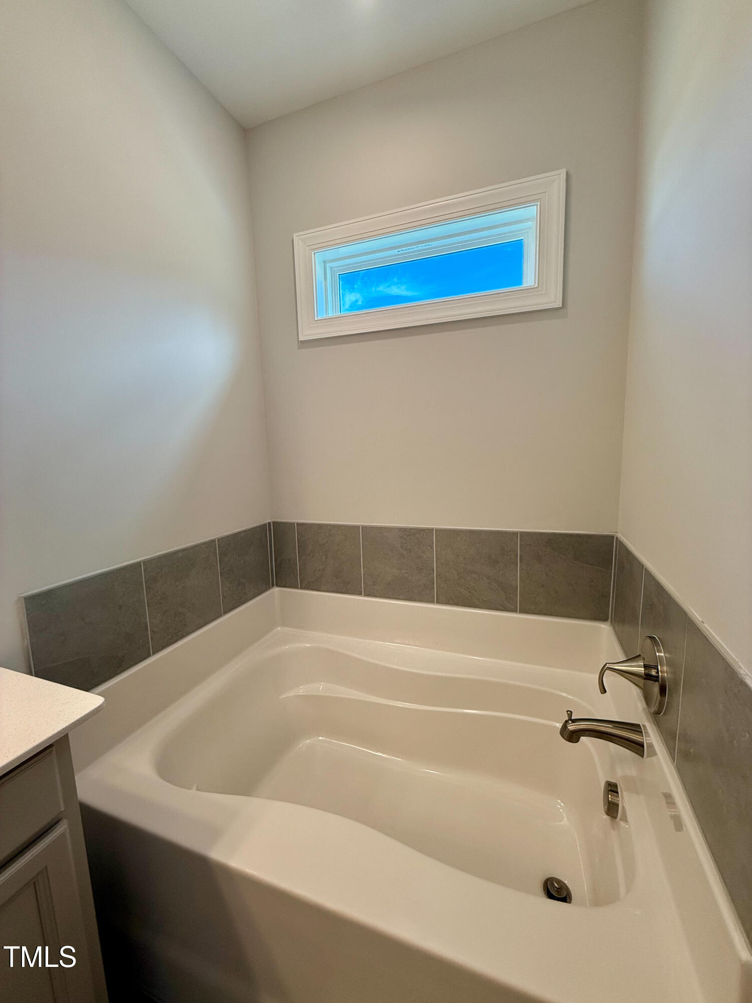 824 Putney Hill Road Property Photo 12