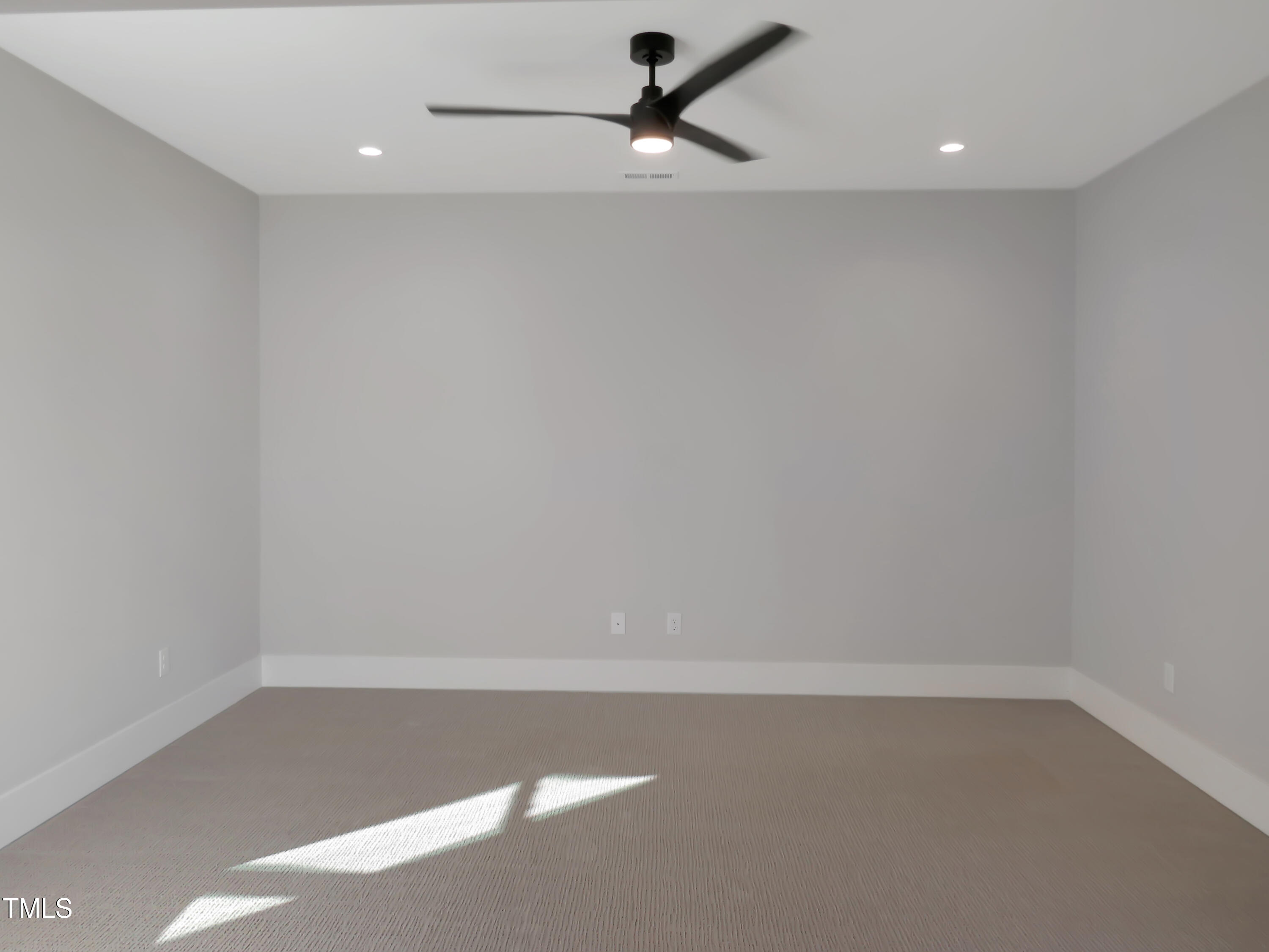 2525 Silas Peak Lane Property Photo 56