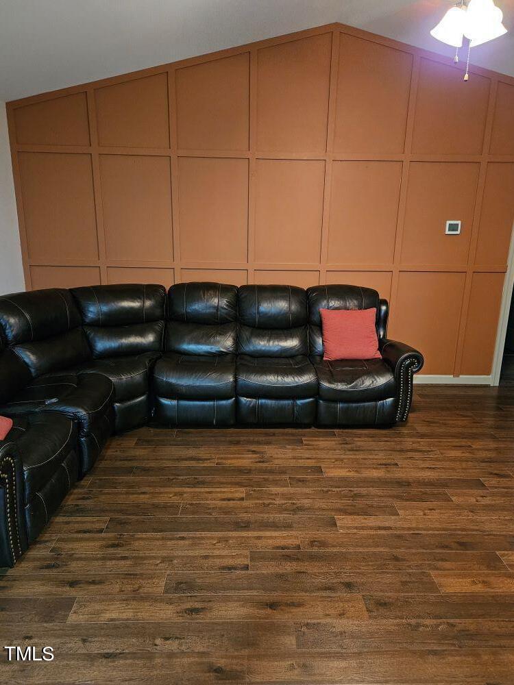 95 Crownside Drive Property Photo 2