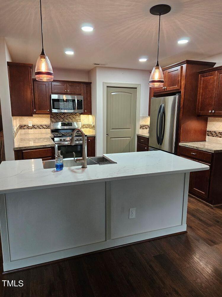 95 Crownside Drive Property Photo 3