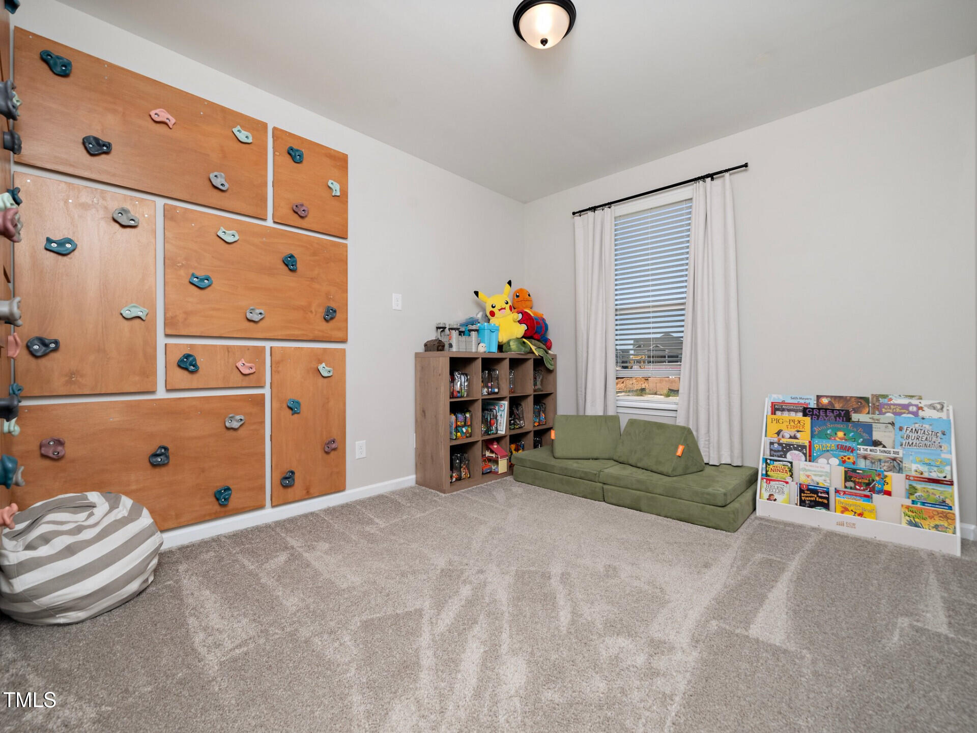 137 Shadowdale Lane Property Photo 4