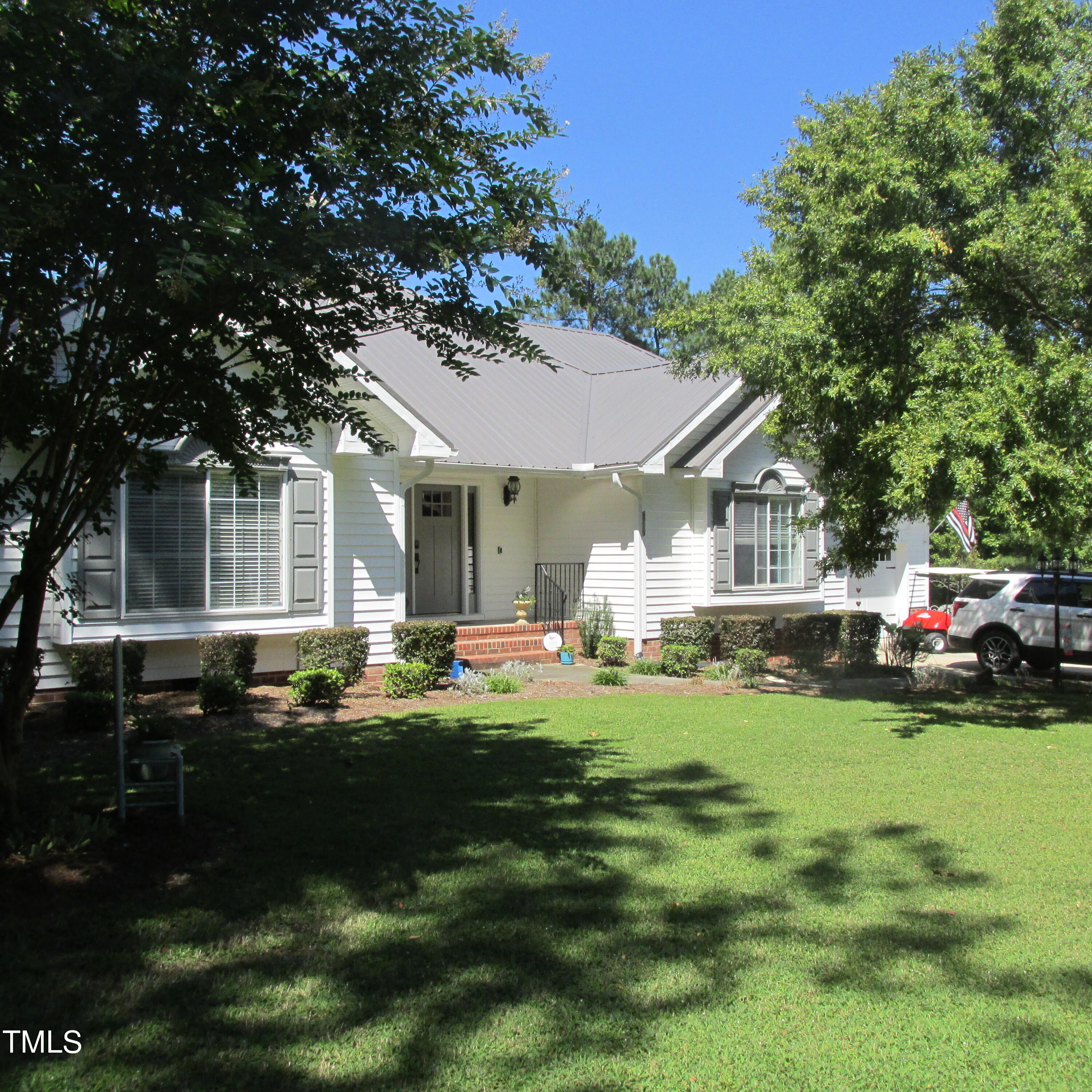 5715 Sky Lane Drive Property Photo 1
