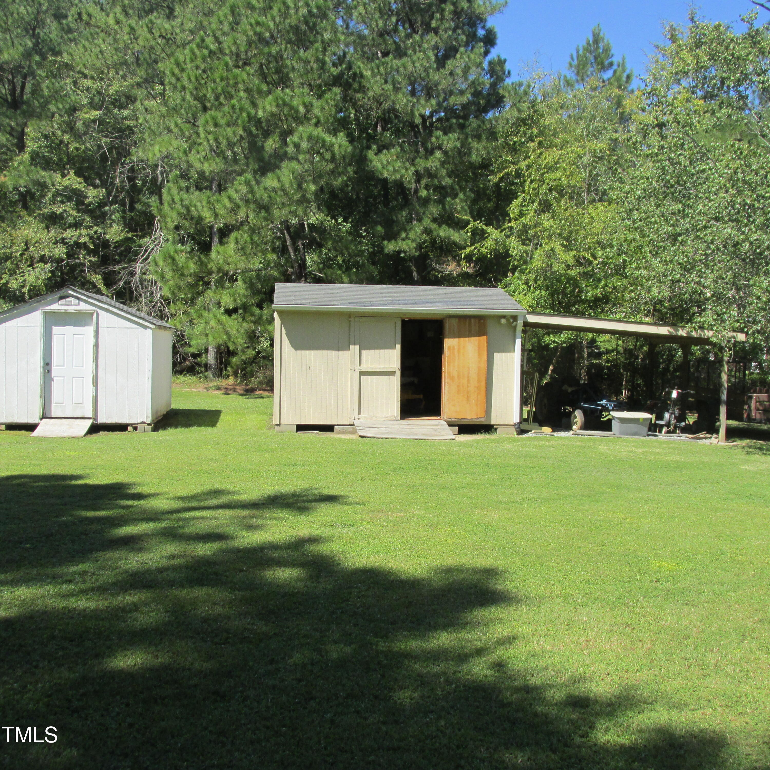5715 Sky Lane Drive Property Photo 5