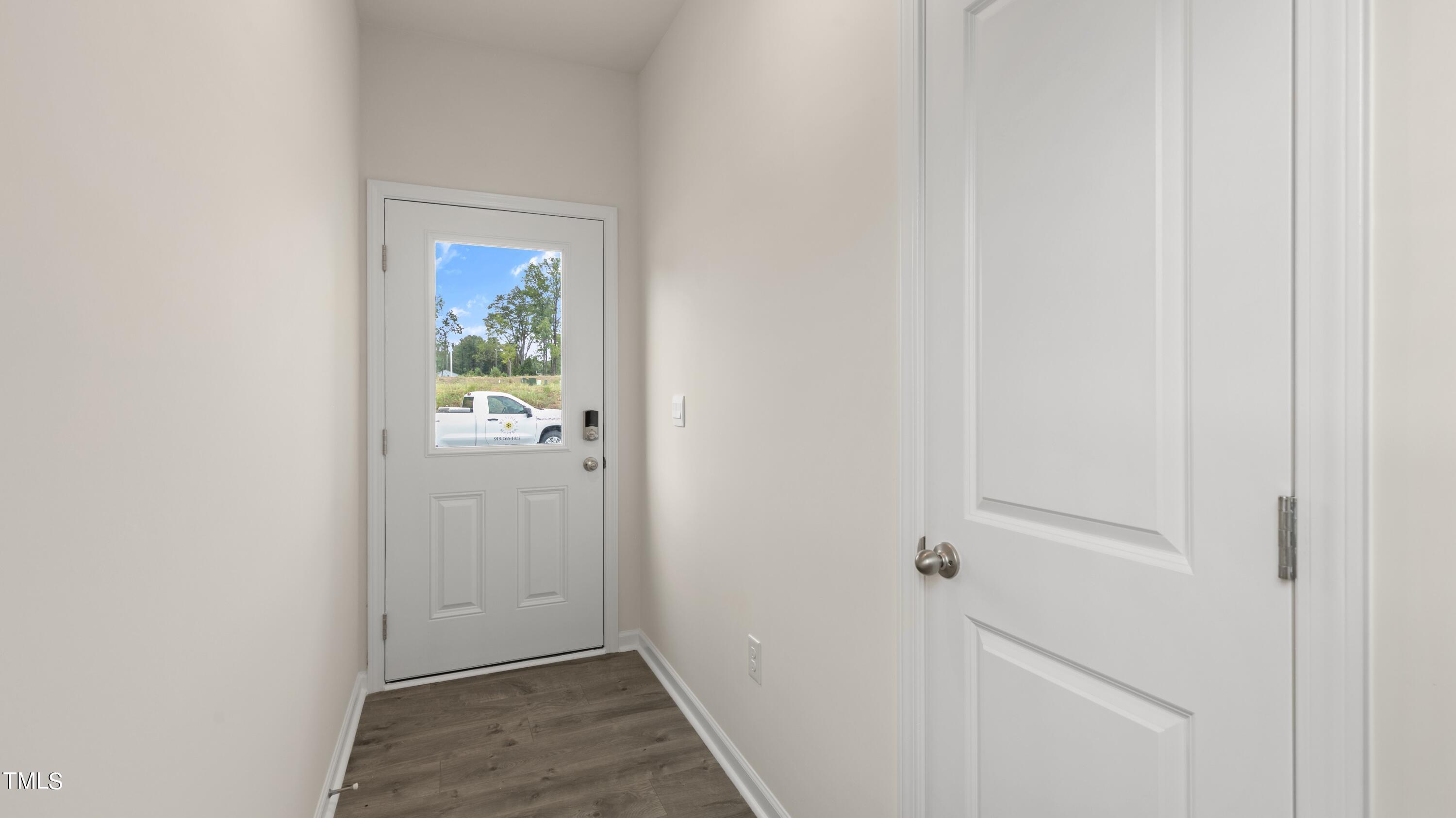 1320 Jasmine View Way Property Photo 4