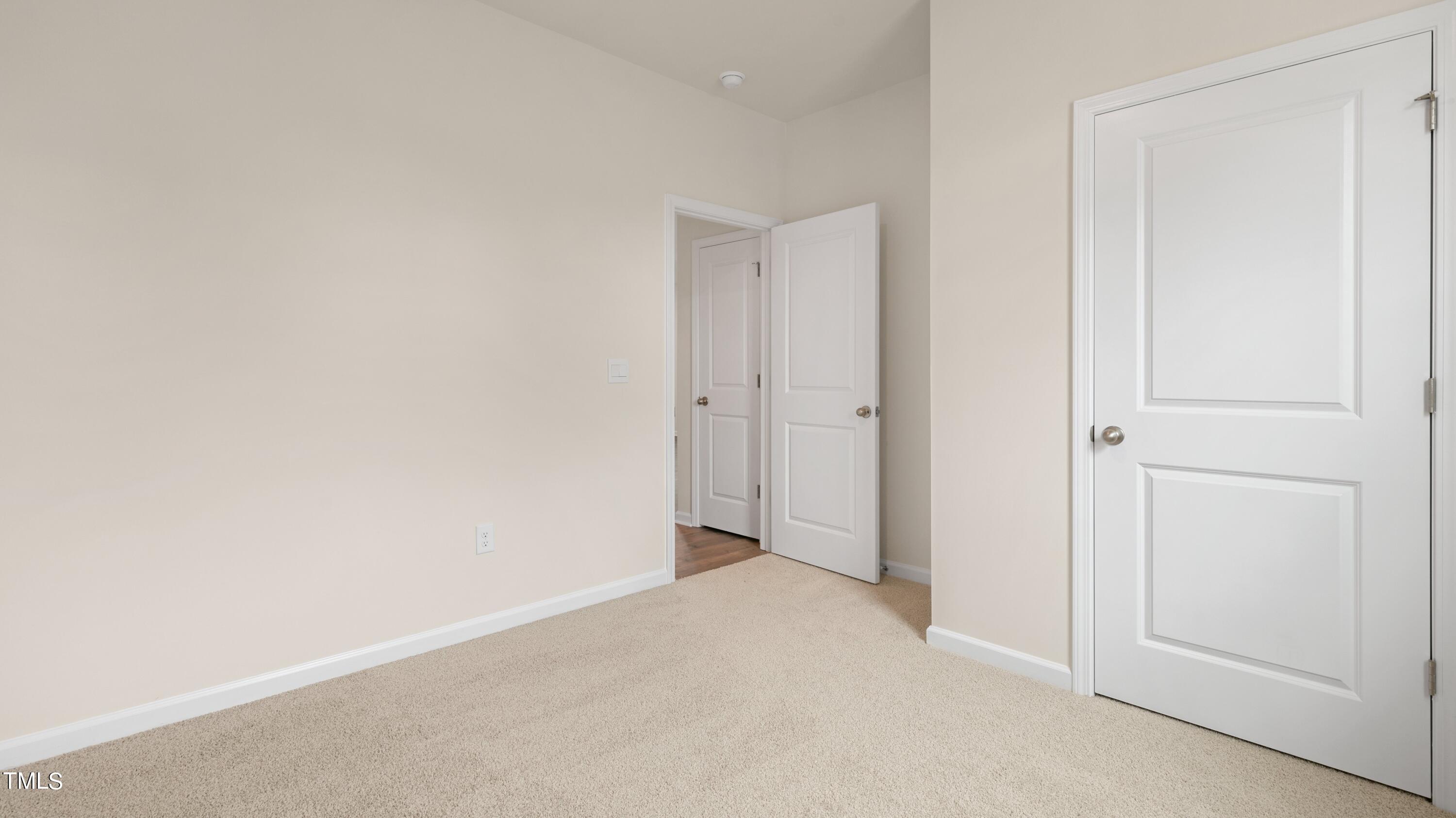 1320 Jasmine View Way Property Photo 8