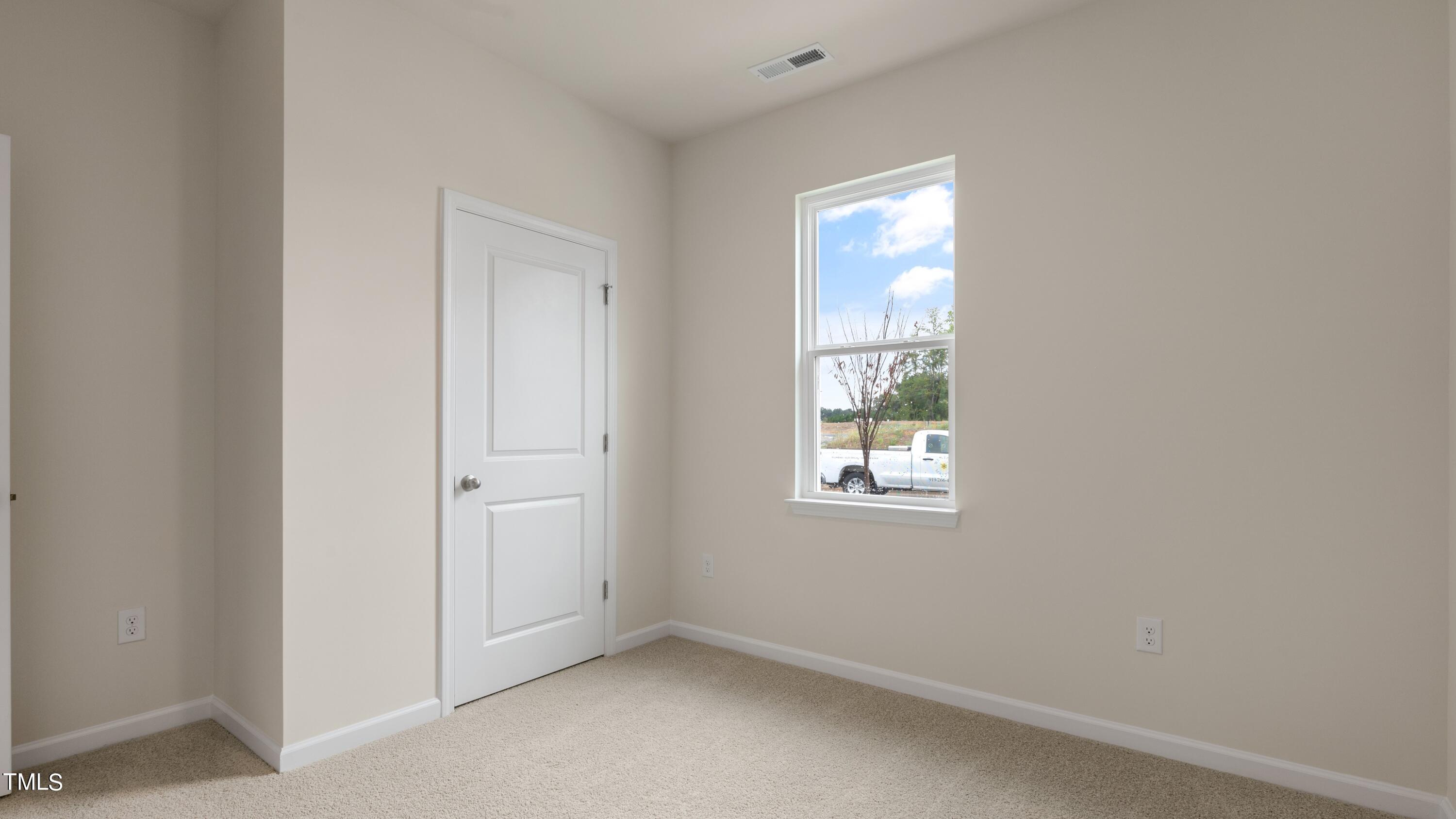 1320 Jasmine View Way Property Photo 10