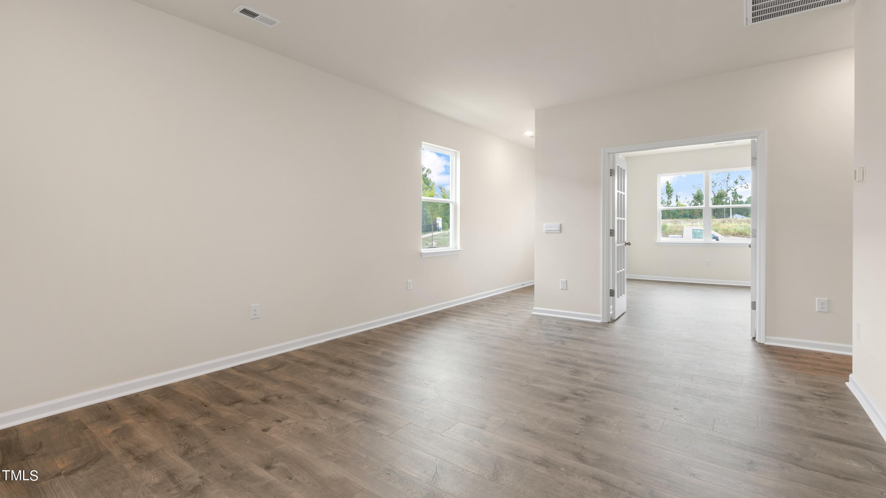 1320 Jasmine View Way Property Photo 14