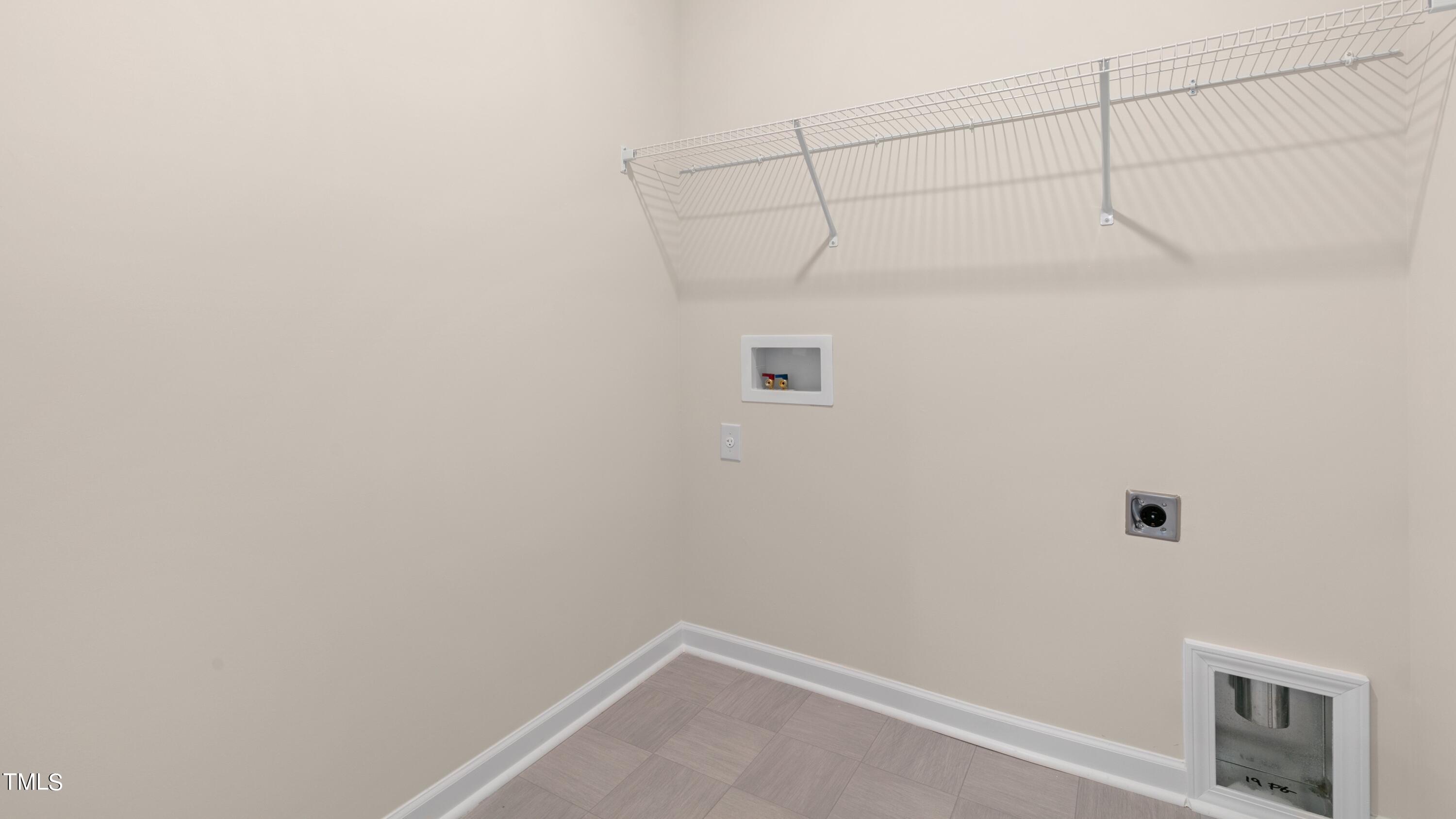 1320 Jasmine View Way Property Photo 28
