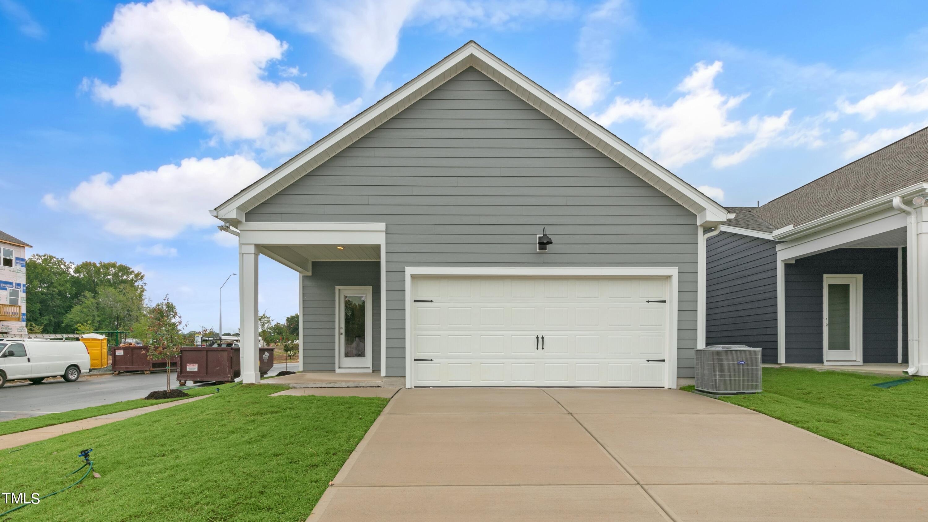 1320 Jasmine View Way Property Photo 31