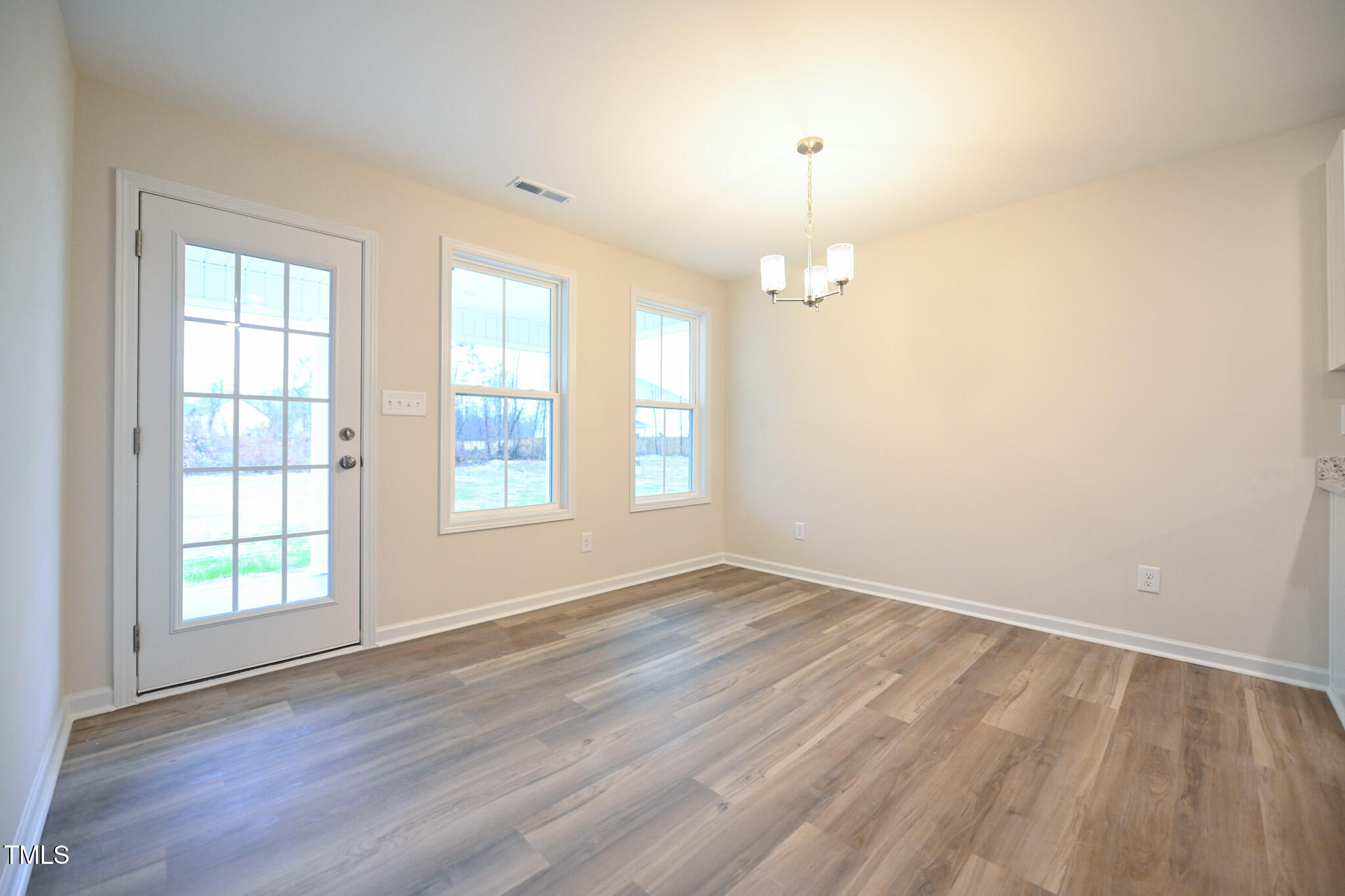 1410 Percheron Path Property Photo 13