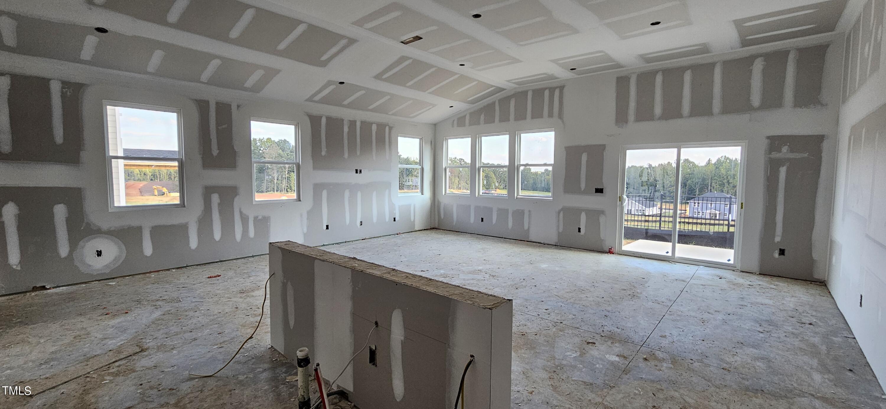1123 Woody Drive Property Photo 4