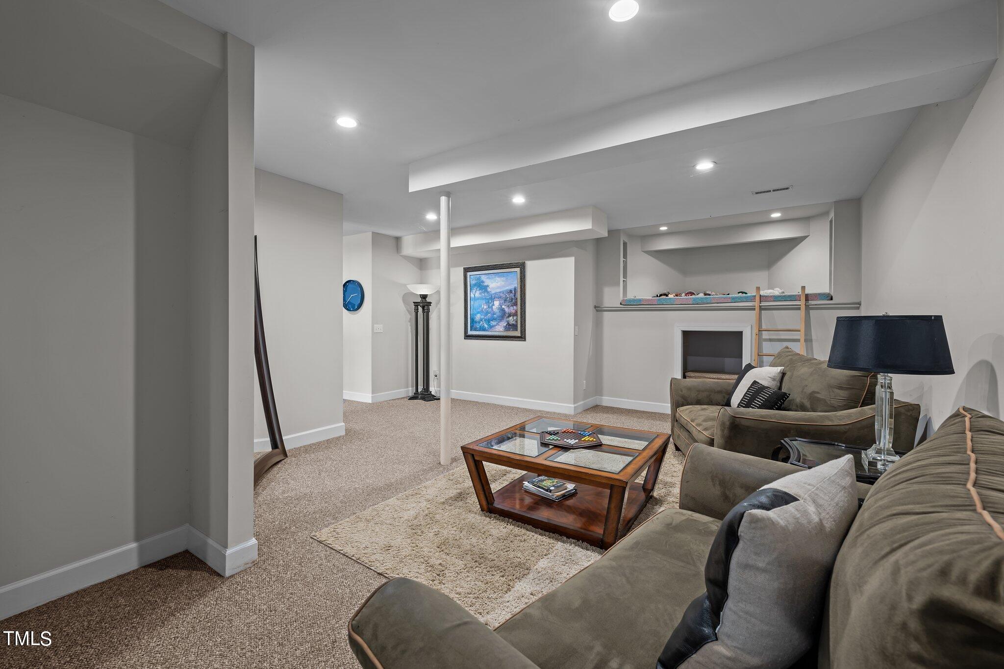 4600 Scottland Drive Property Photo 44