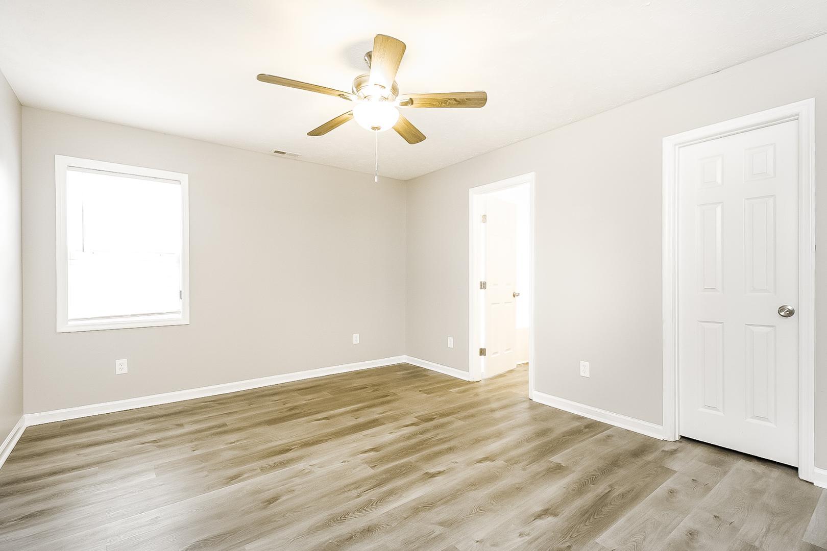 617 Colonial Hills Drive Property Photo 9