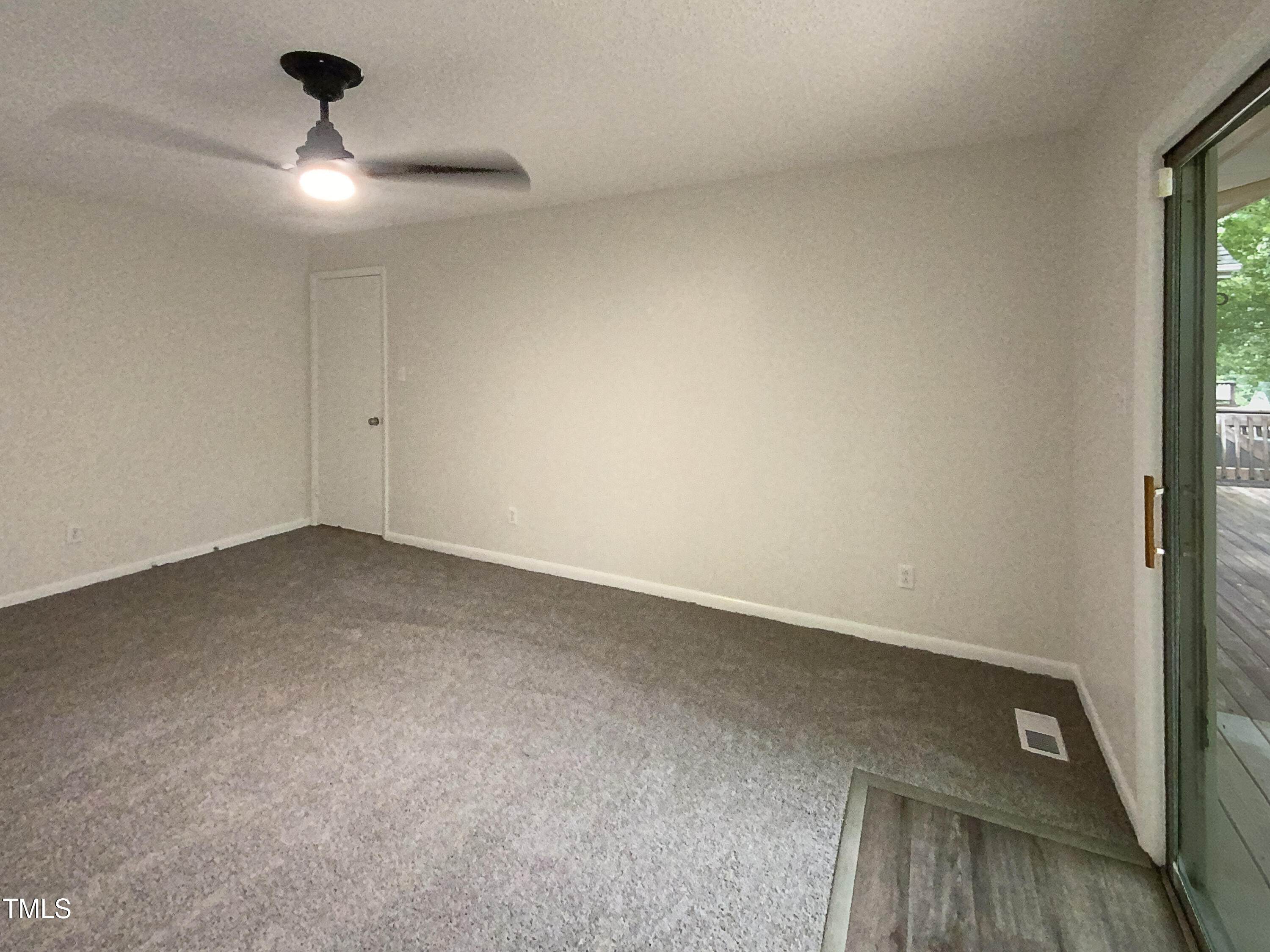 5300 Old Forge Circle Property Photo 16