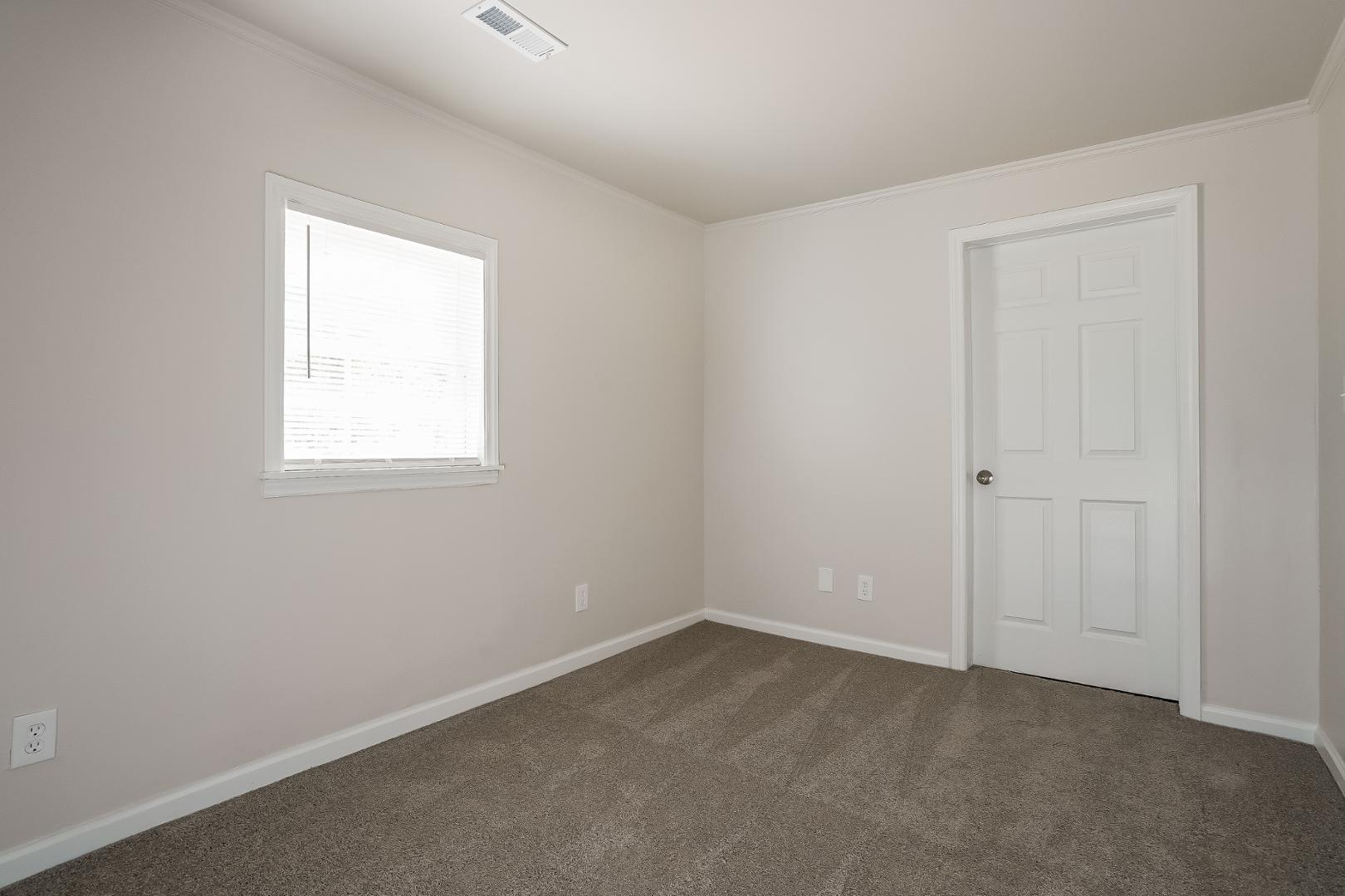 1413 Maplewood Drive Property Photo 13