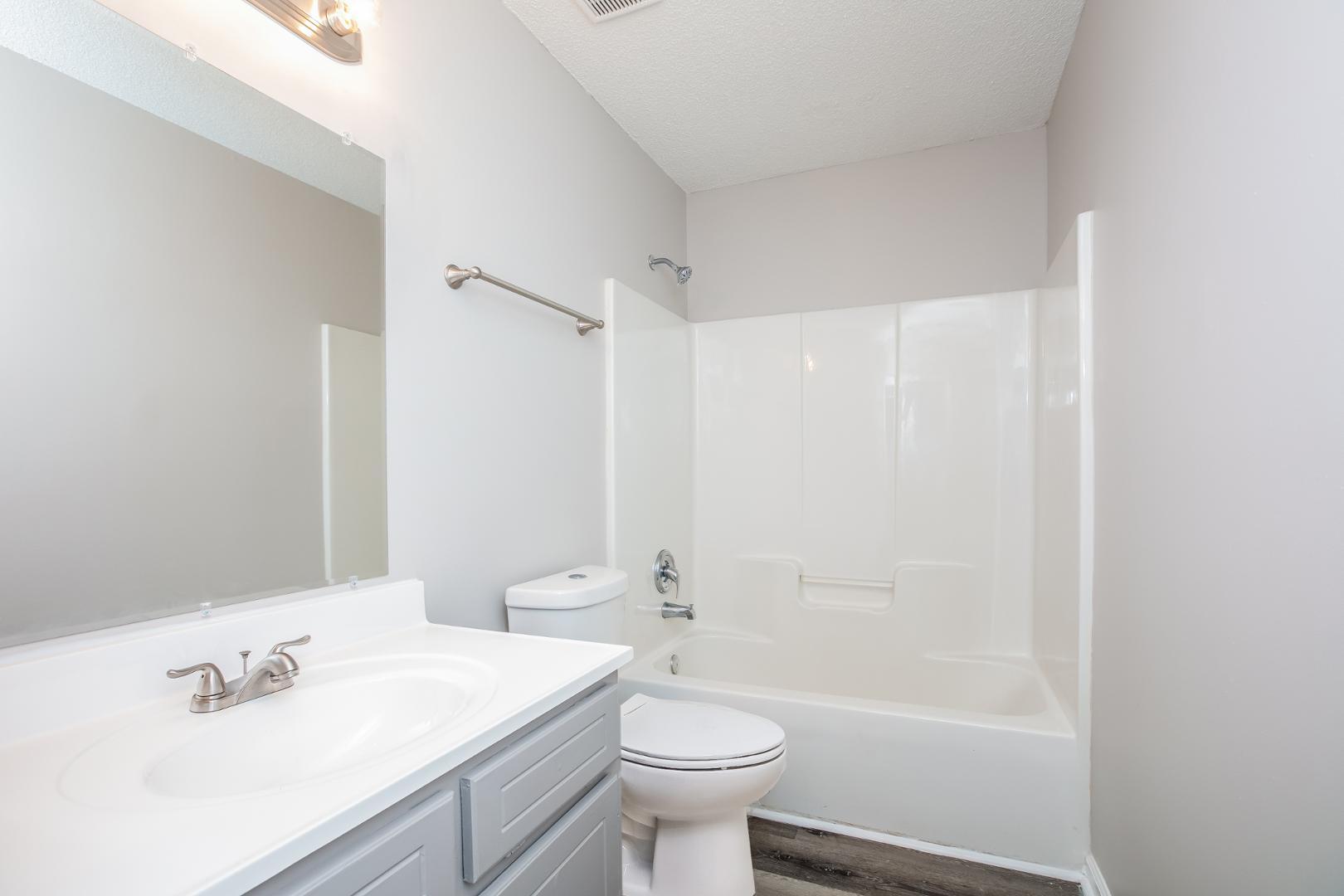 1215 Piney Glen Lane Property Photo 11