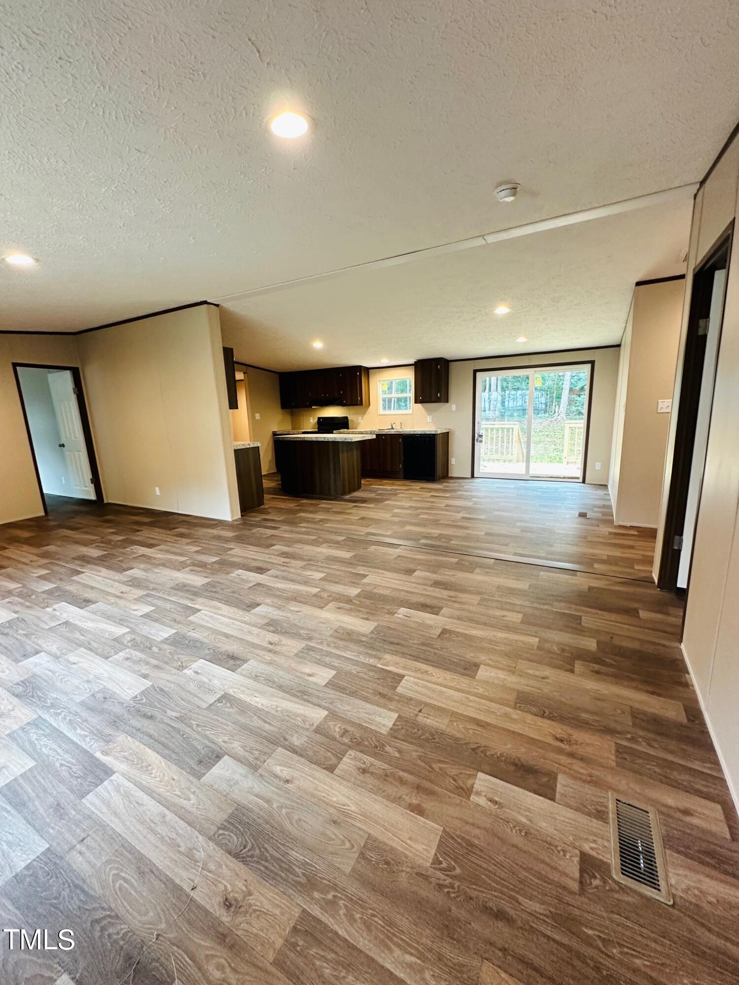 117 Little John Court Property Photo 4