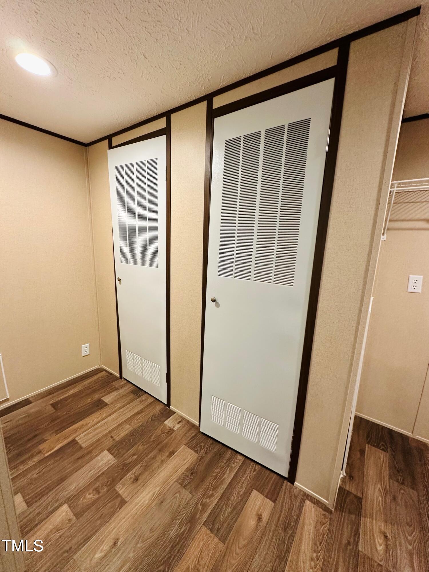 117 Little John Court Property Photo 12