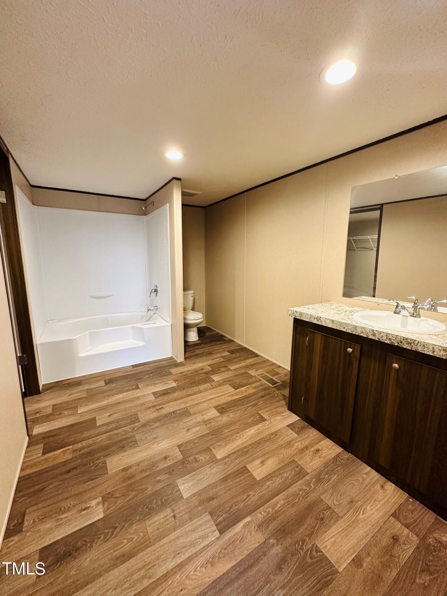 117 Little John Court Property Photo 14