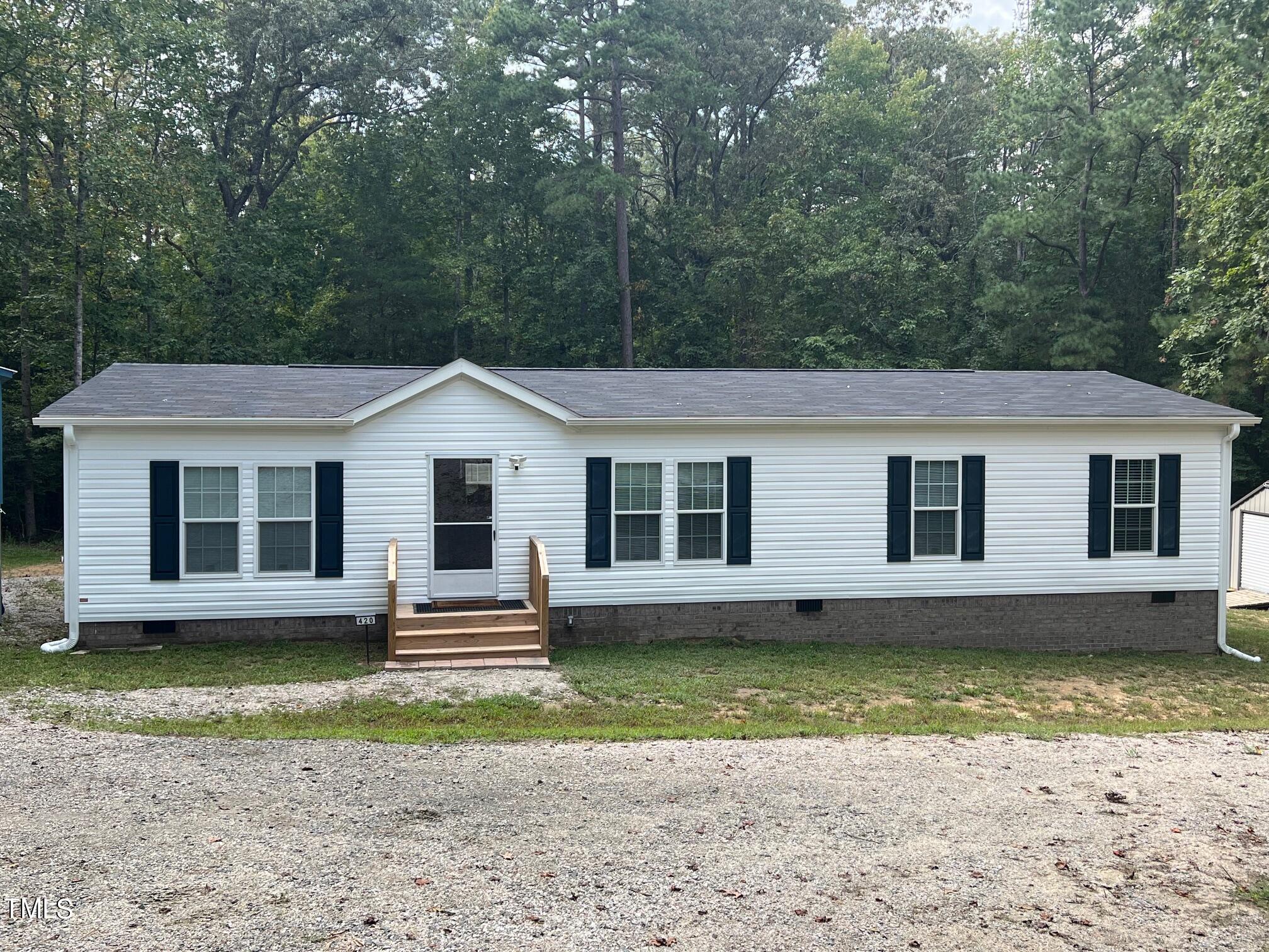 420 Spring Lane Property Photo
