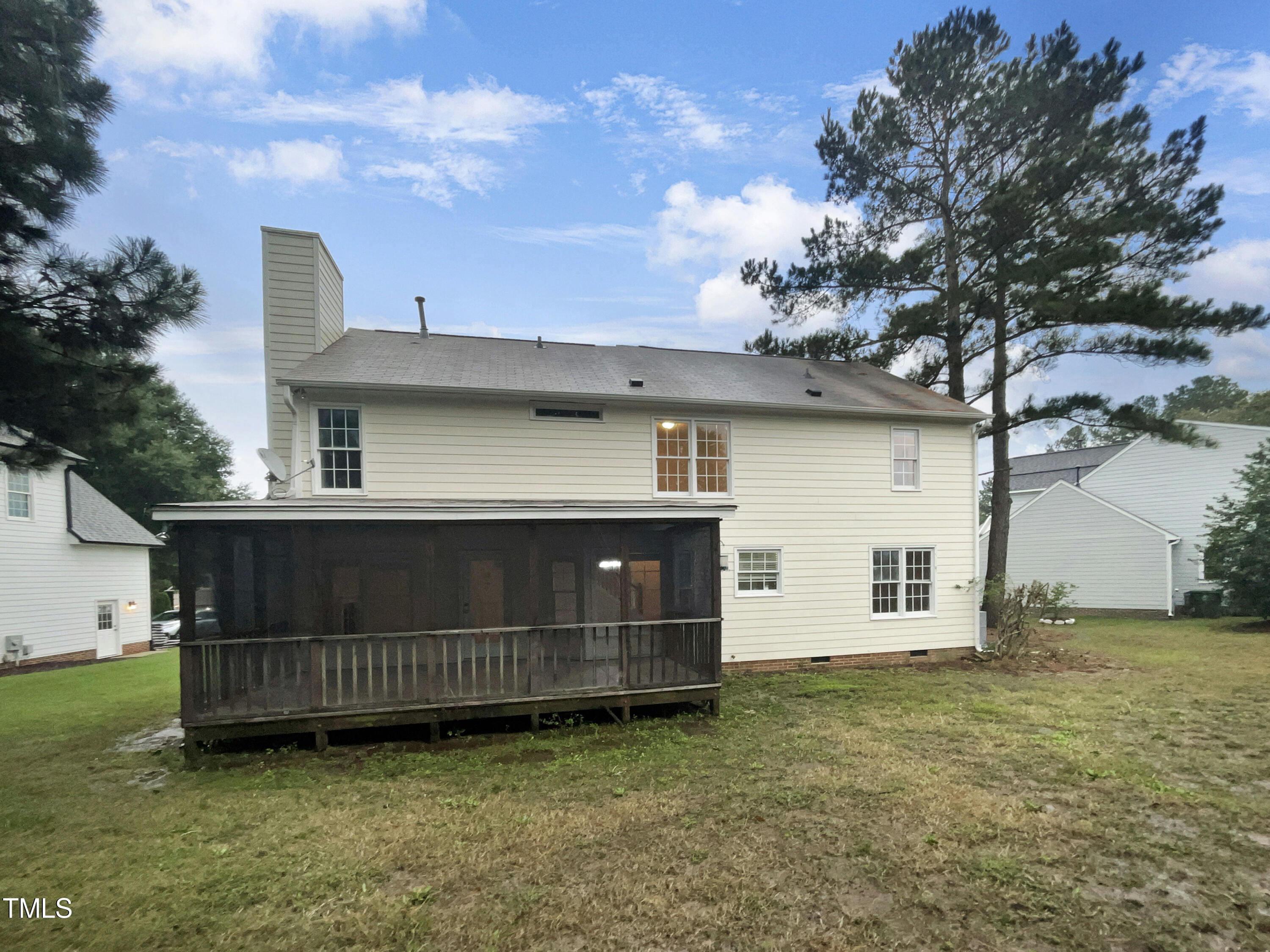 104 Deerwalk Court Property Photo 6