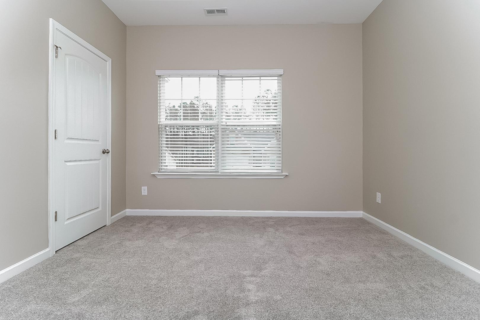 15 Creststone Court Property Photo 11