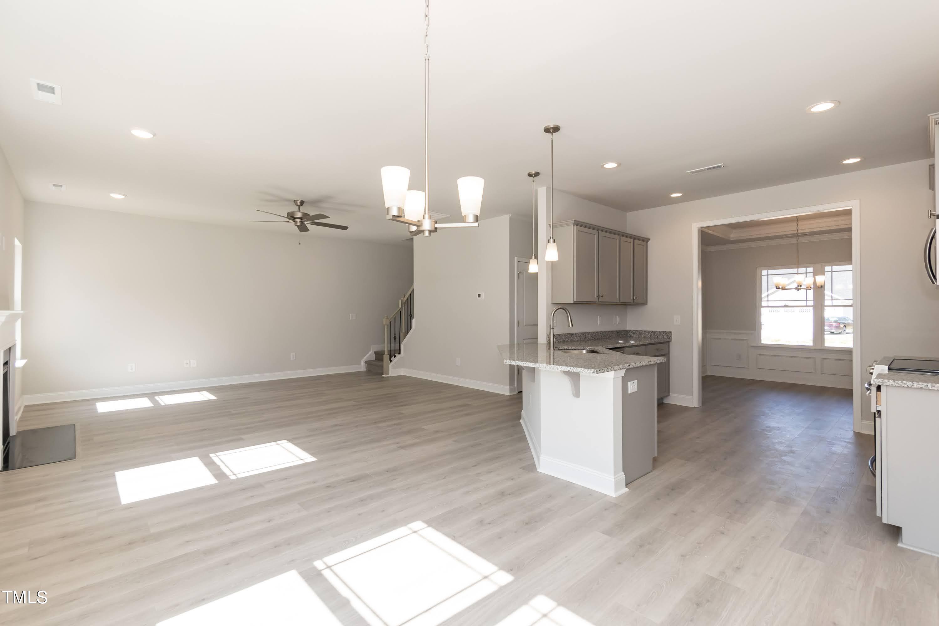 68 Capeside Court Property Photo 8