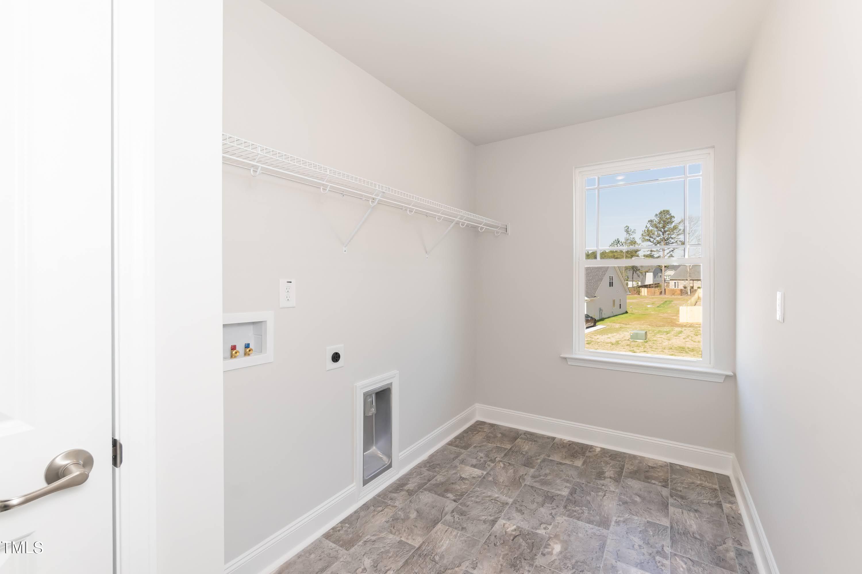 68 Capeside Court Property Photo 29