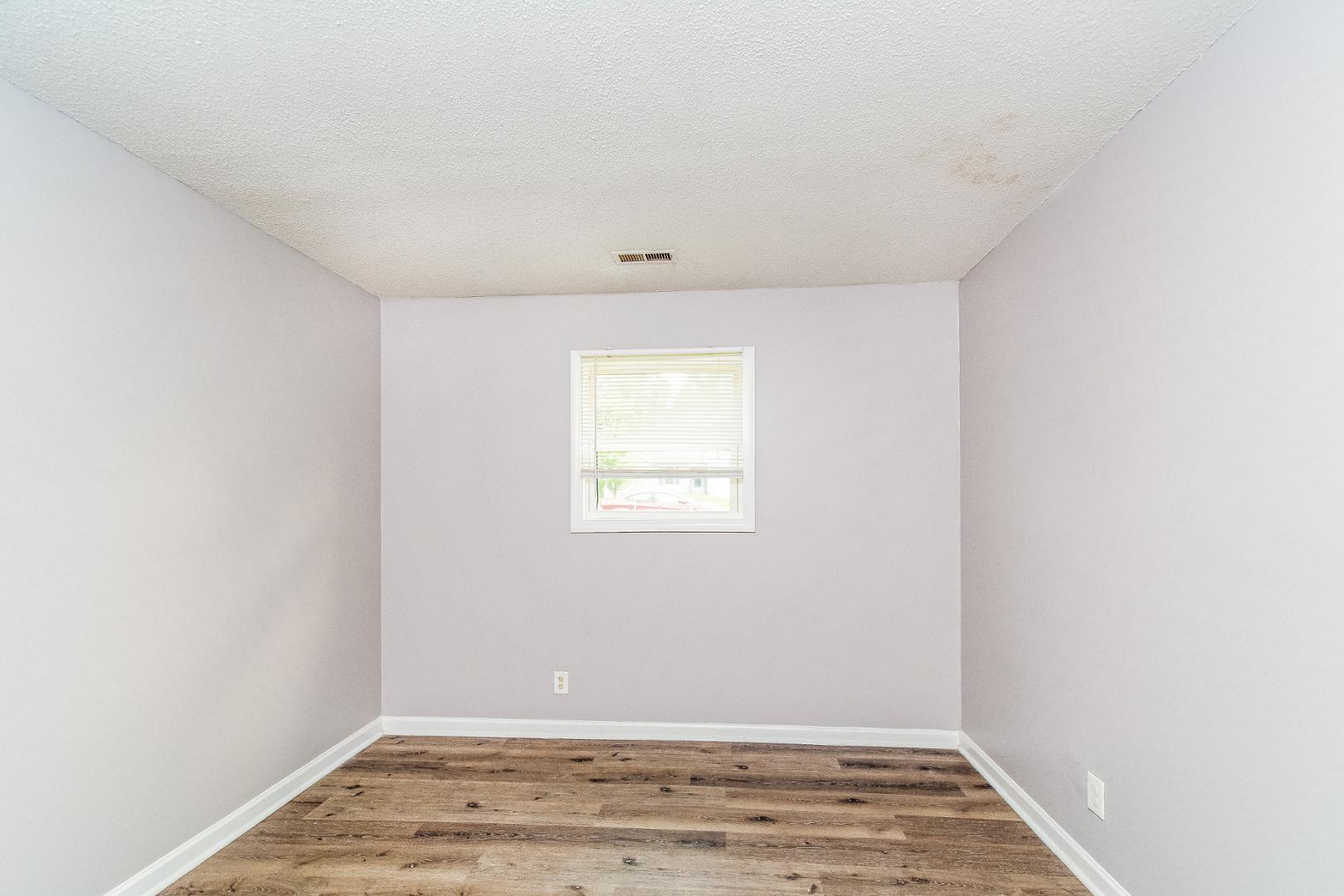 829 Berwyn Avenue Property Photo 13