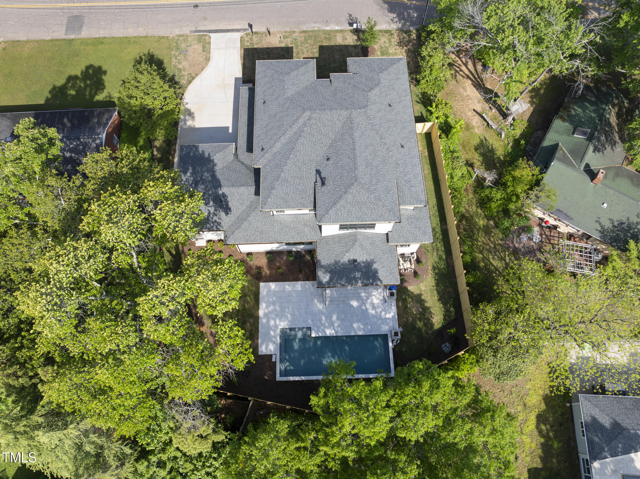 712 Daniels Street Property Photo 51