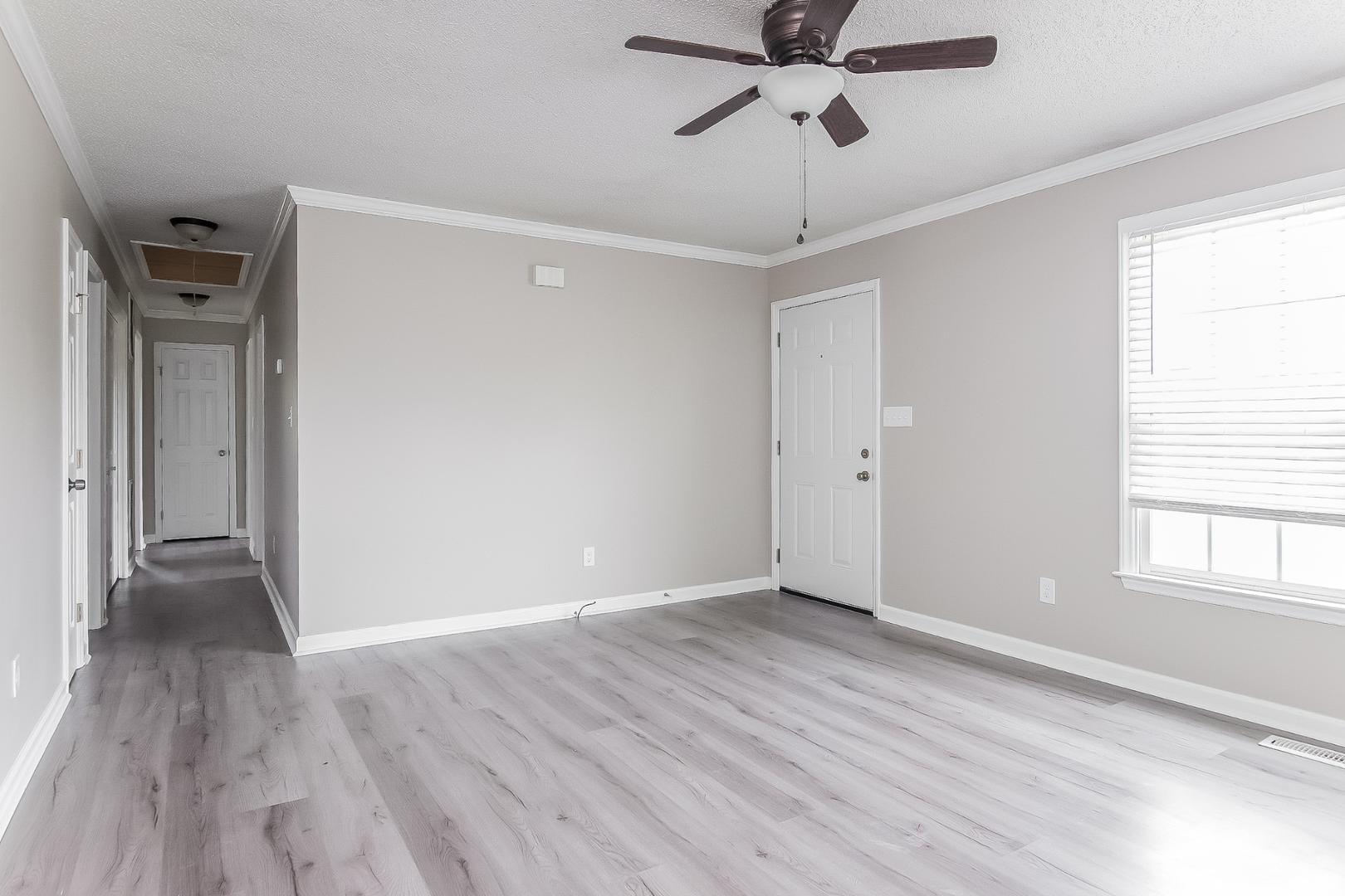 169 Kent Street Property Photo 4
