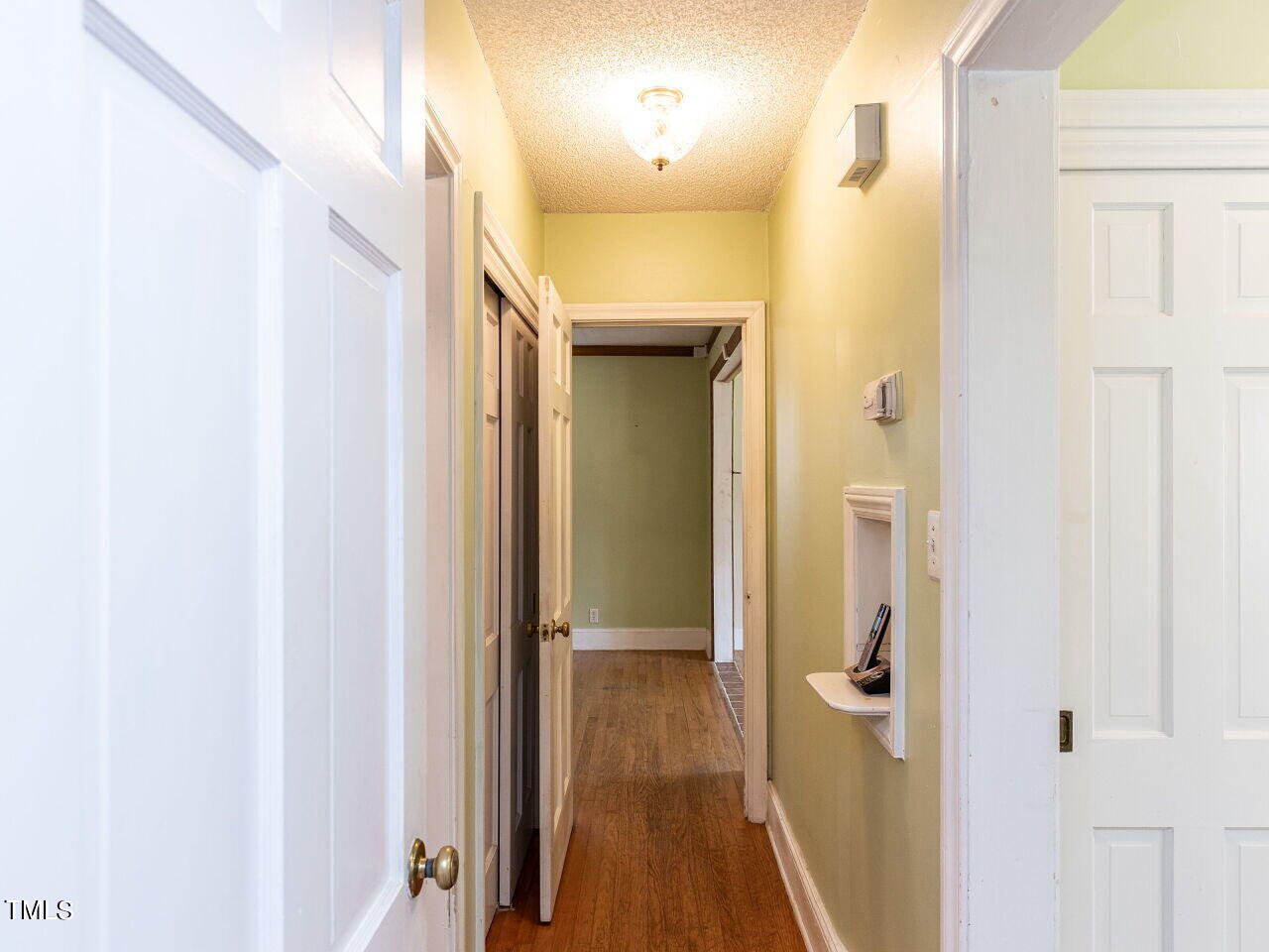 110 W Parker Street Property Photo 15