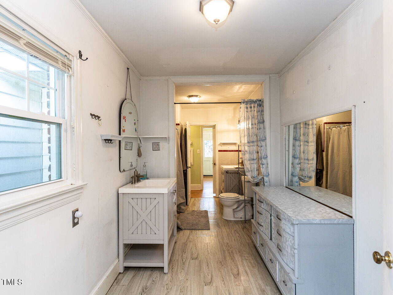 110 W Parker Street Property Photo 19