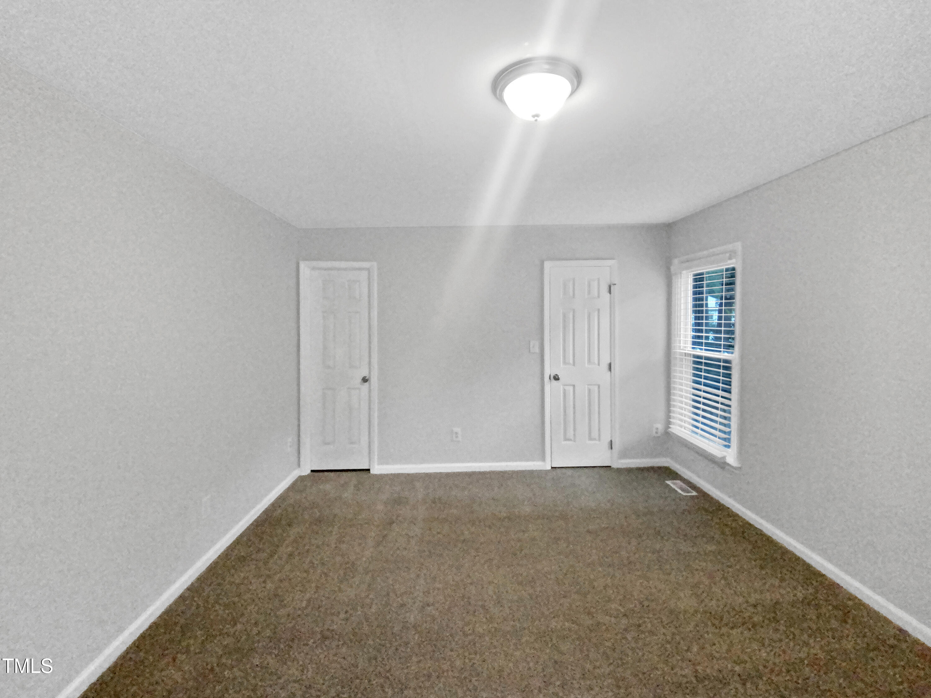 2809 Kempsford Place Property Photo 10