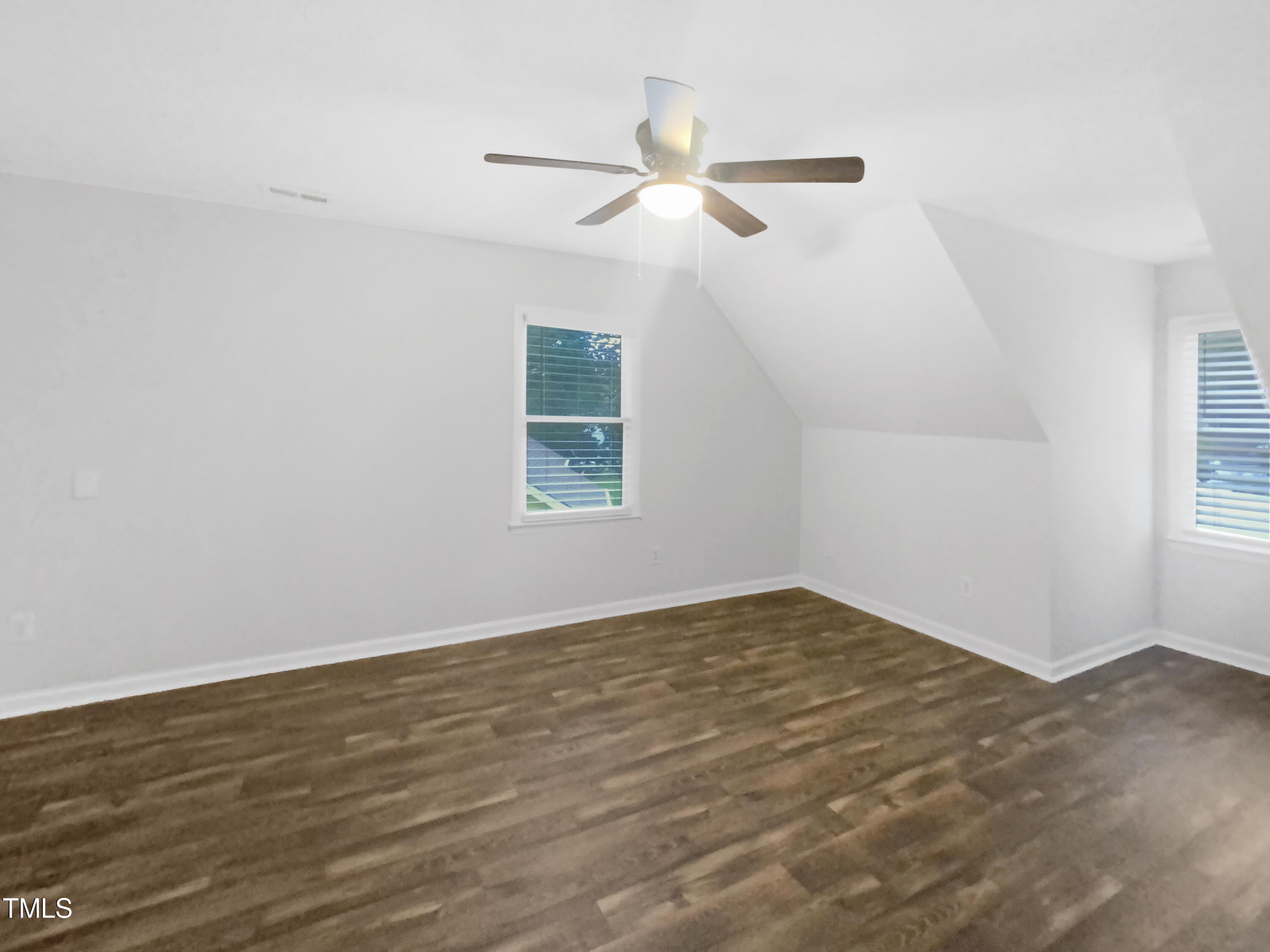 2809 Kempsford Place Property Photo 12