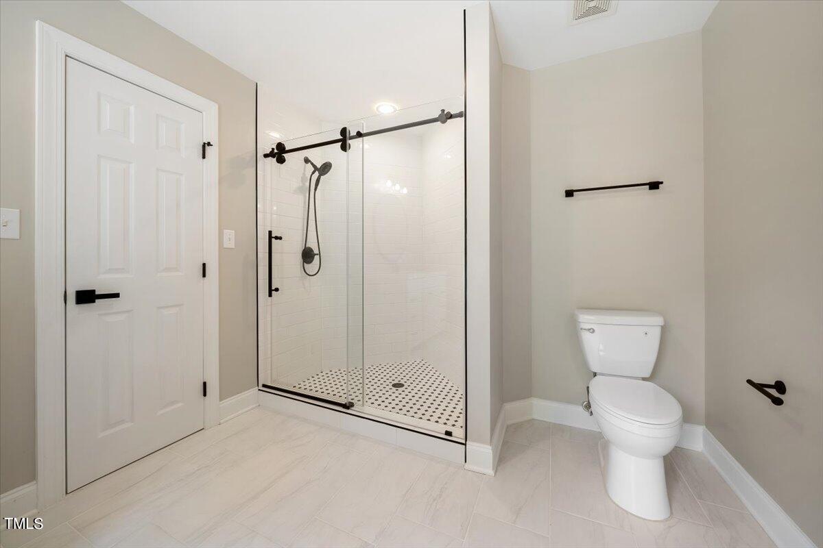 6300 Swallow Cove Lane Property Photo 28