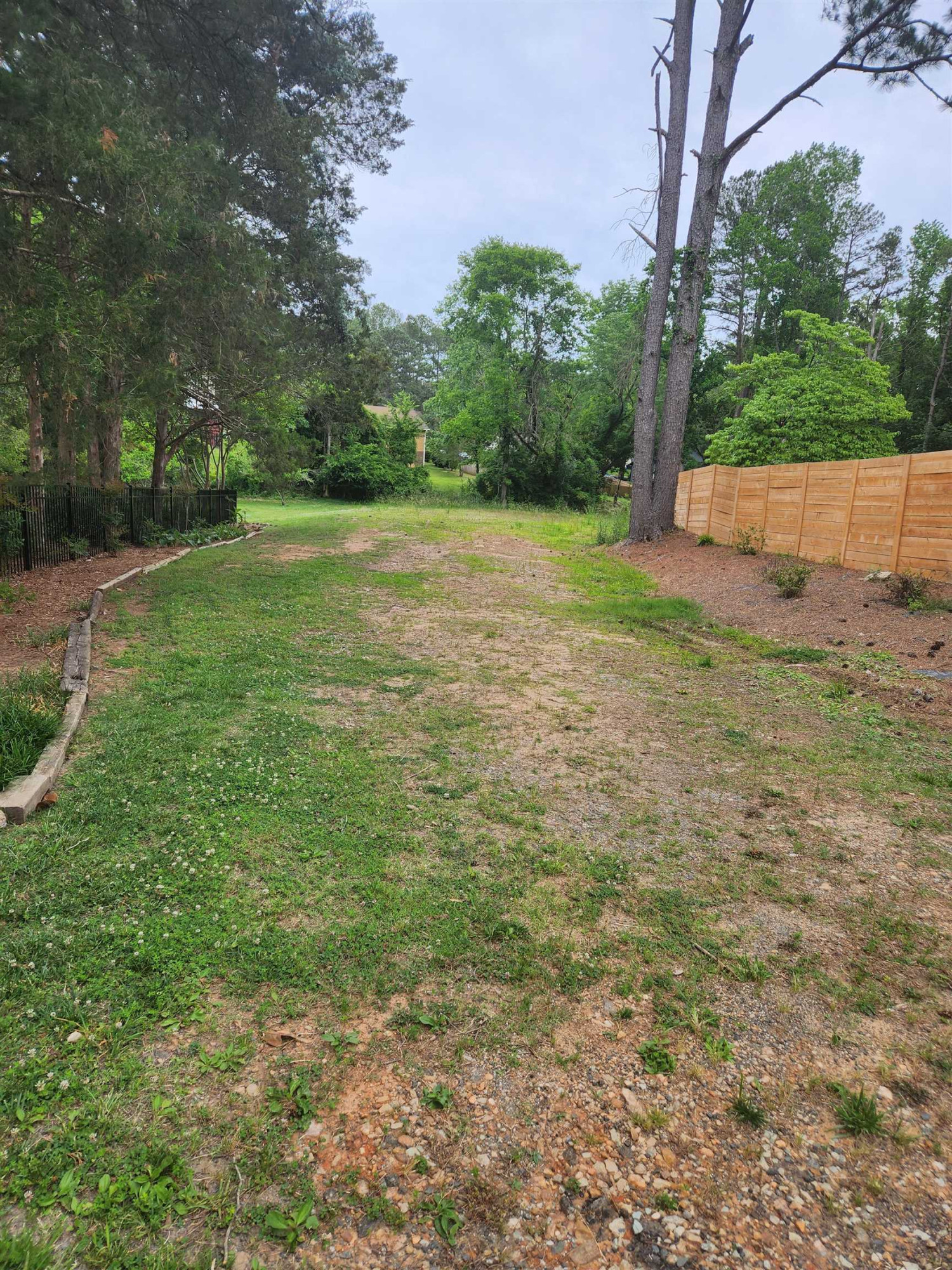 3613 B Suffolk Street Property Photo 2
