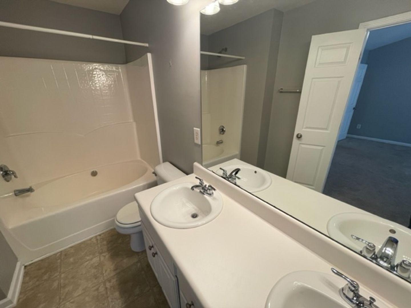 8307 Clasara Circle Property Photo 12
