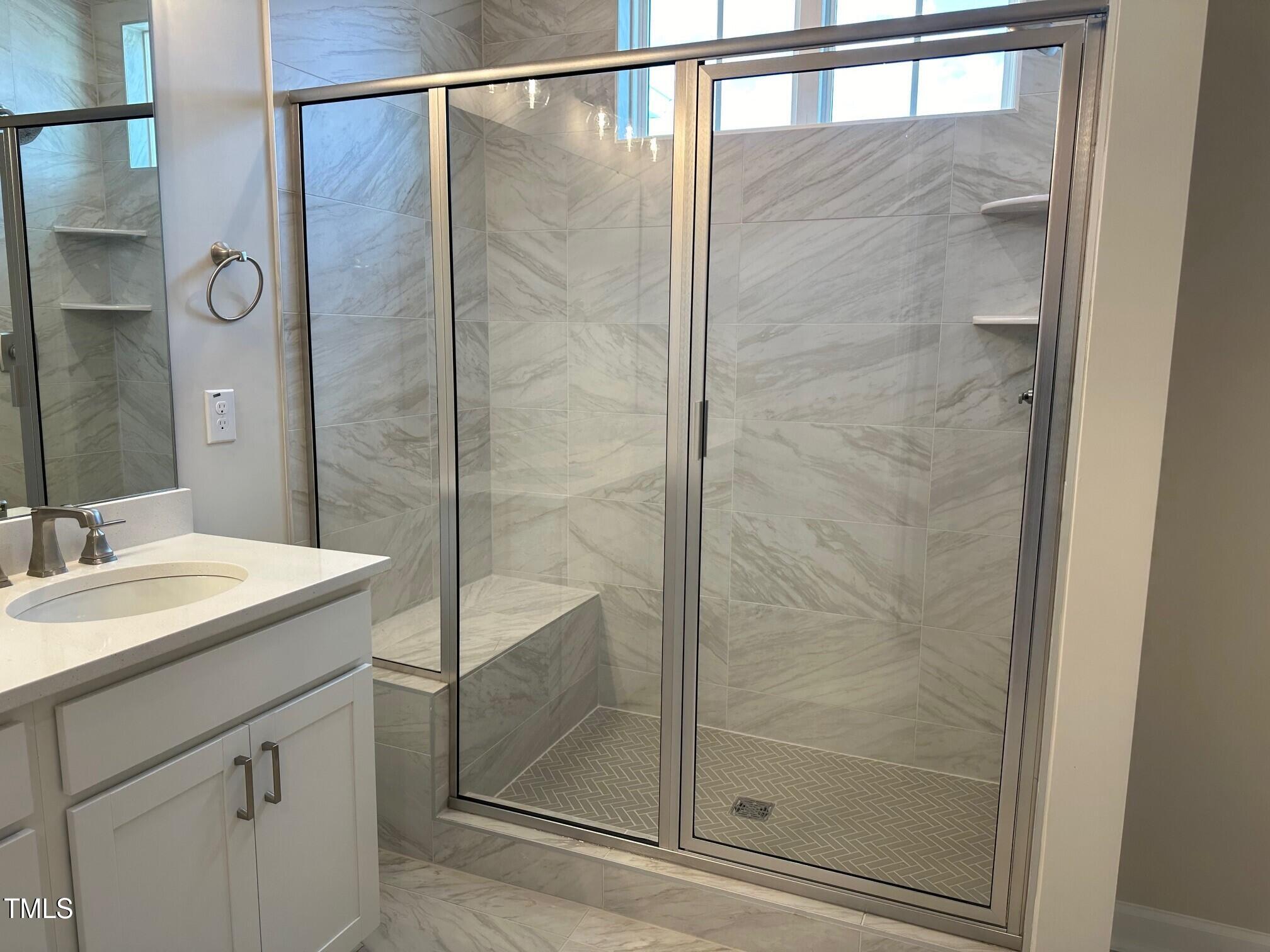 607 Hyperion Alley Property Photo 14