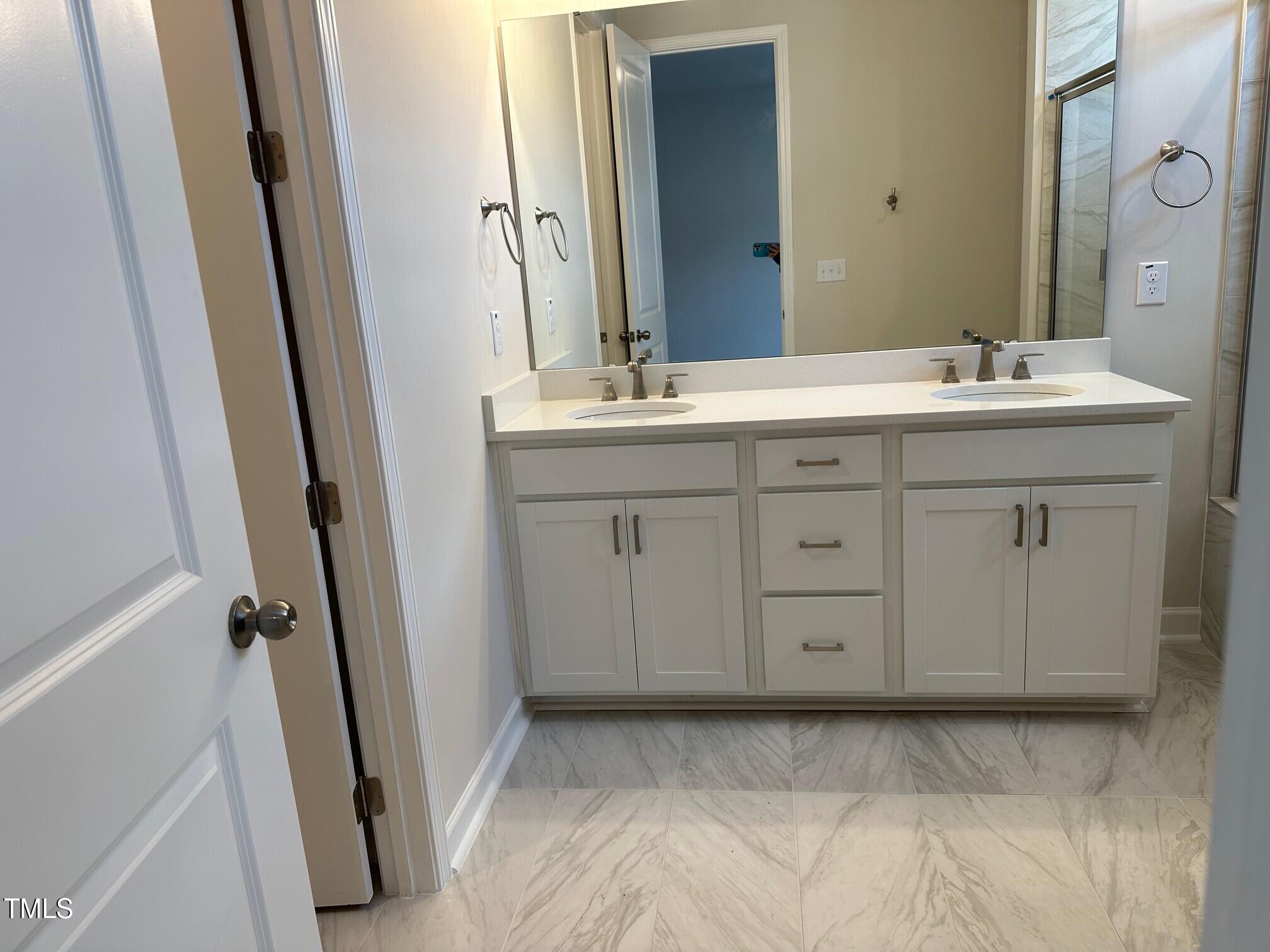 607 Hyperion Alley Property Photo 16
