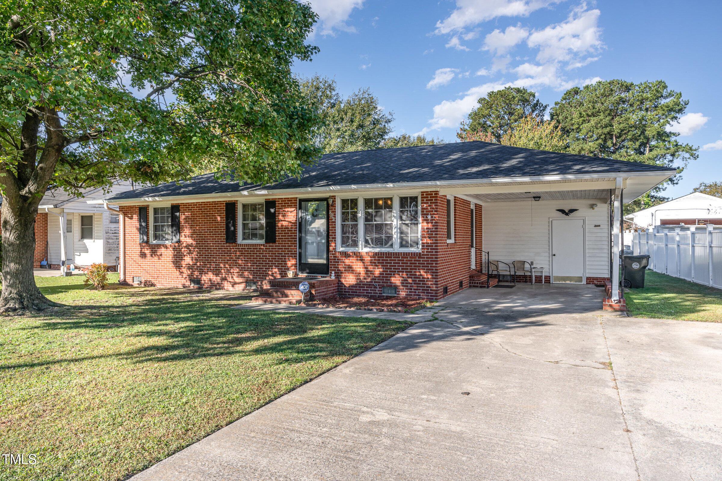 803 Holloman Street Property Photo 3