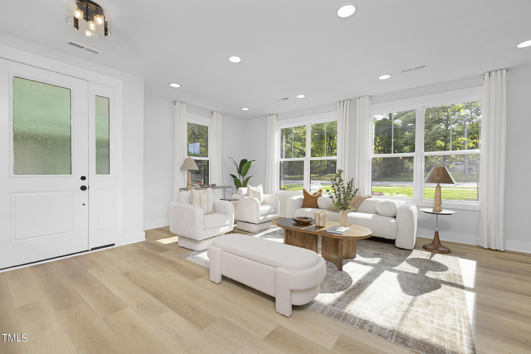 3024 White Rail Drive Property Photo 4