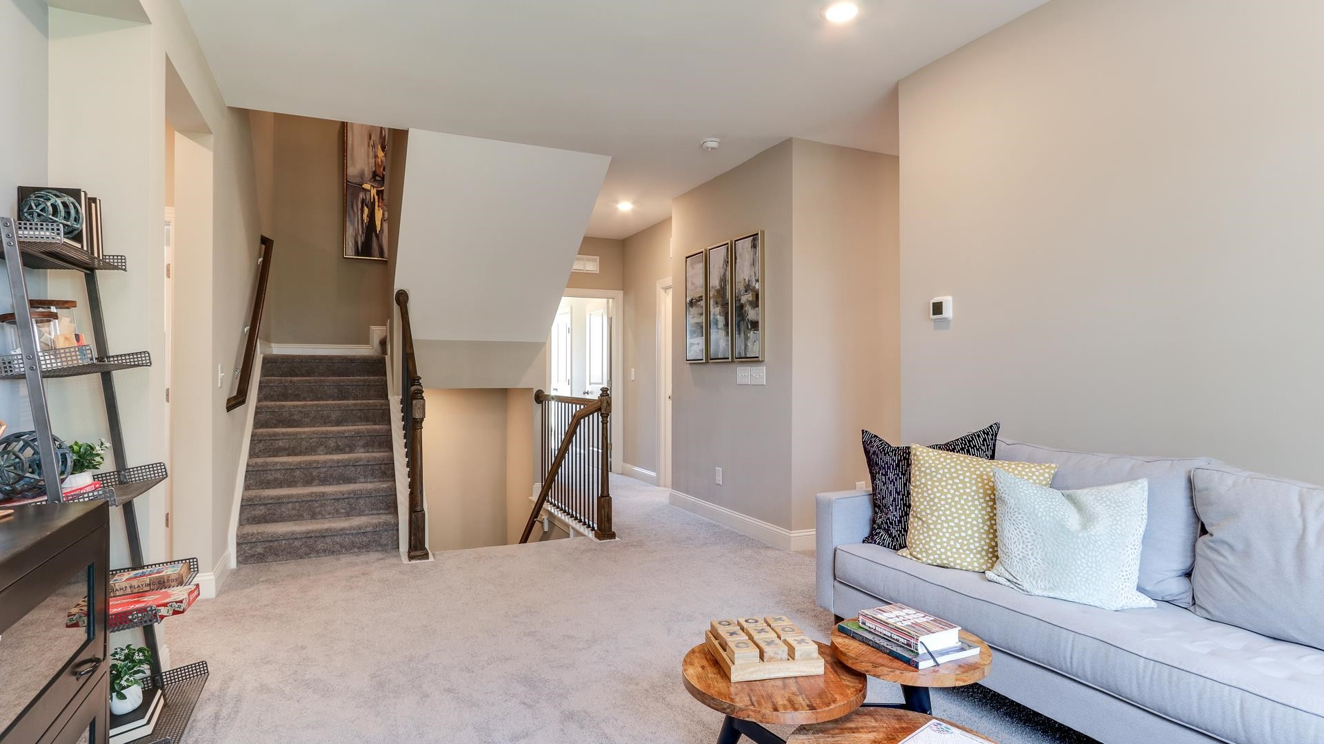 2925 Hanging Valley Way Property Photo 18