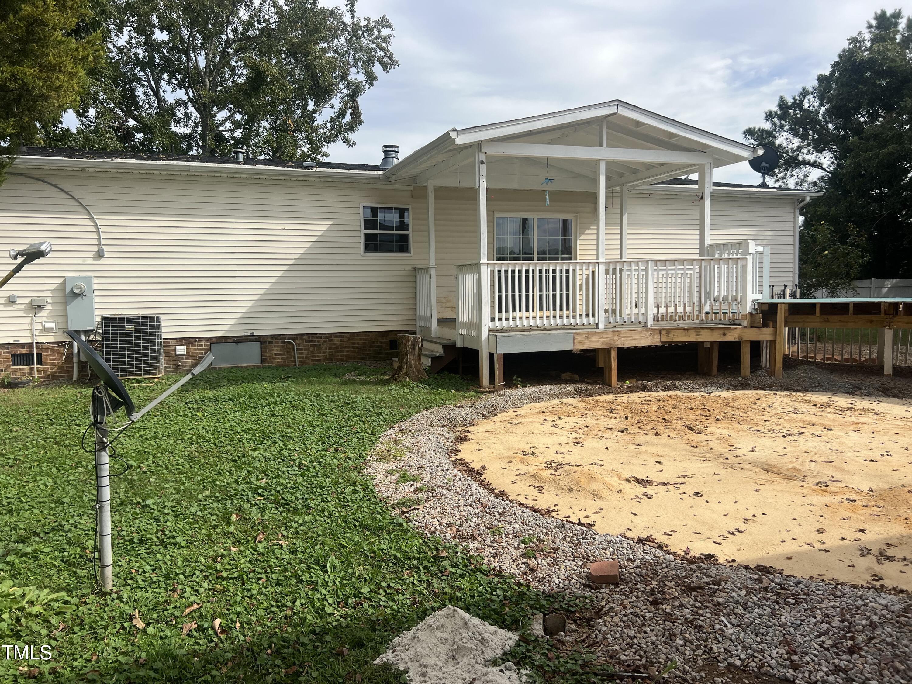 501 Cornwallis Road Property Photo 10
