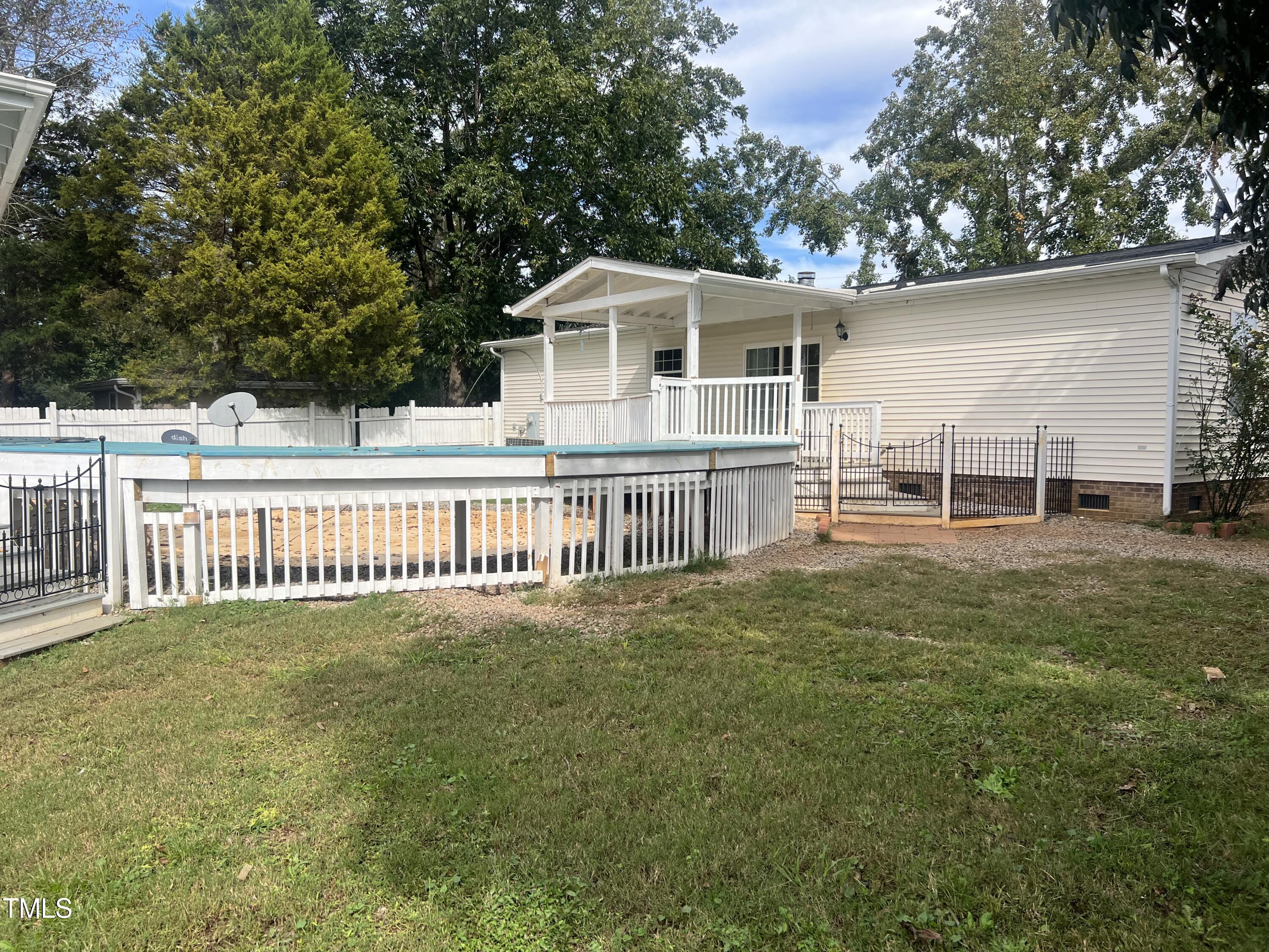 501 Cornwallis Road Property Photo 11