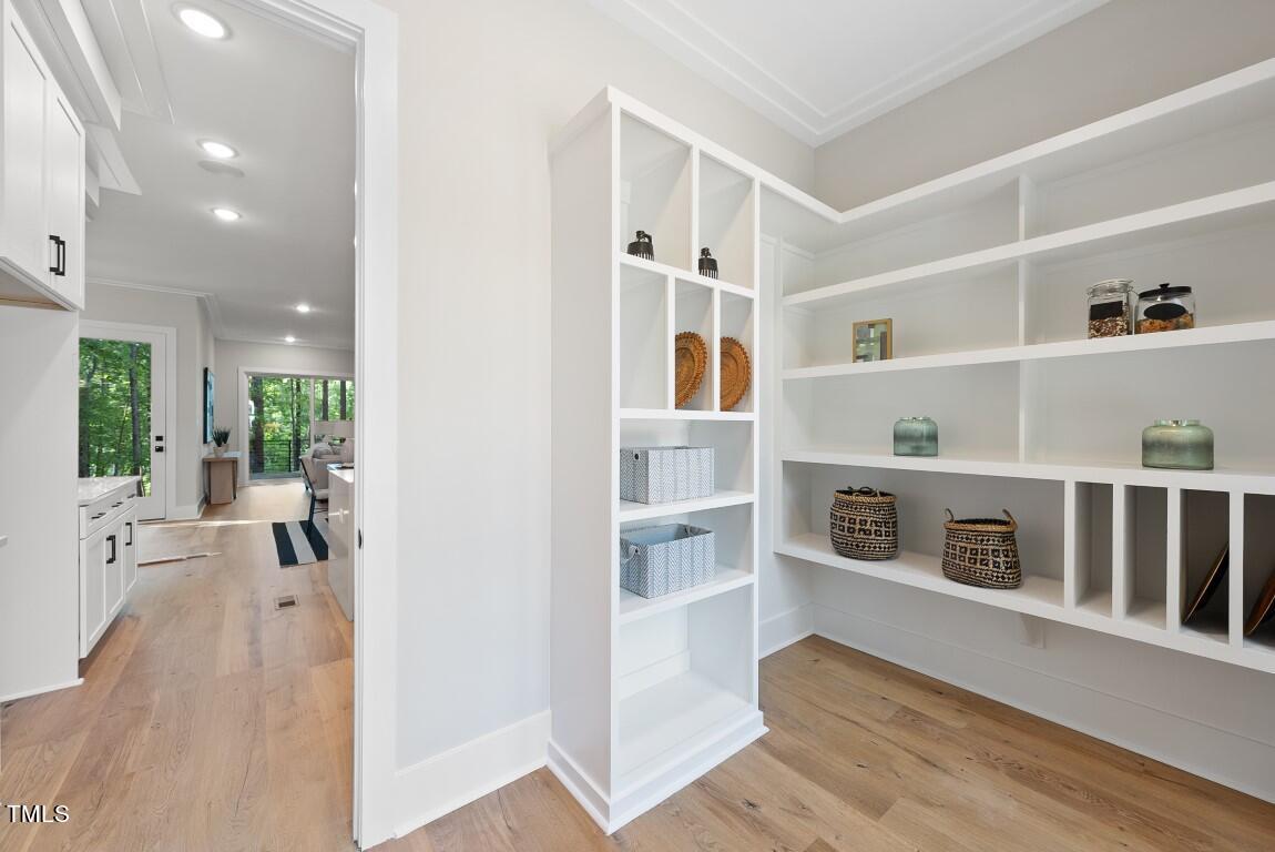 7800 Ailesbury Road Property Photo 7
