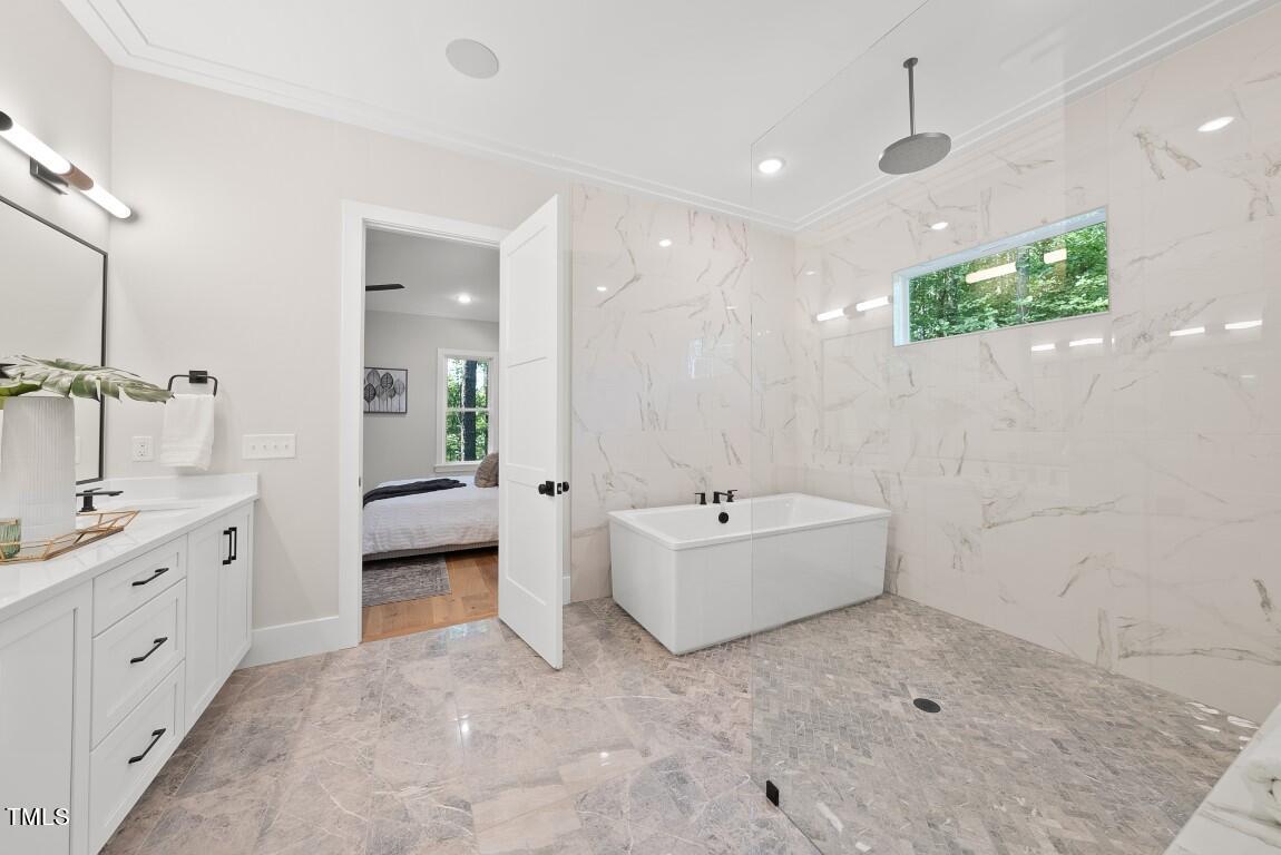 7800 Ailesbury Road Property Photo 19