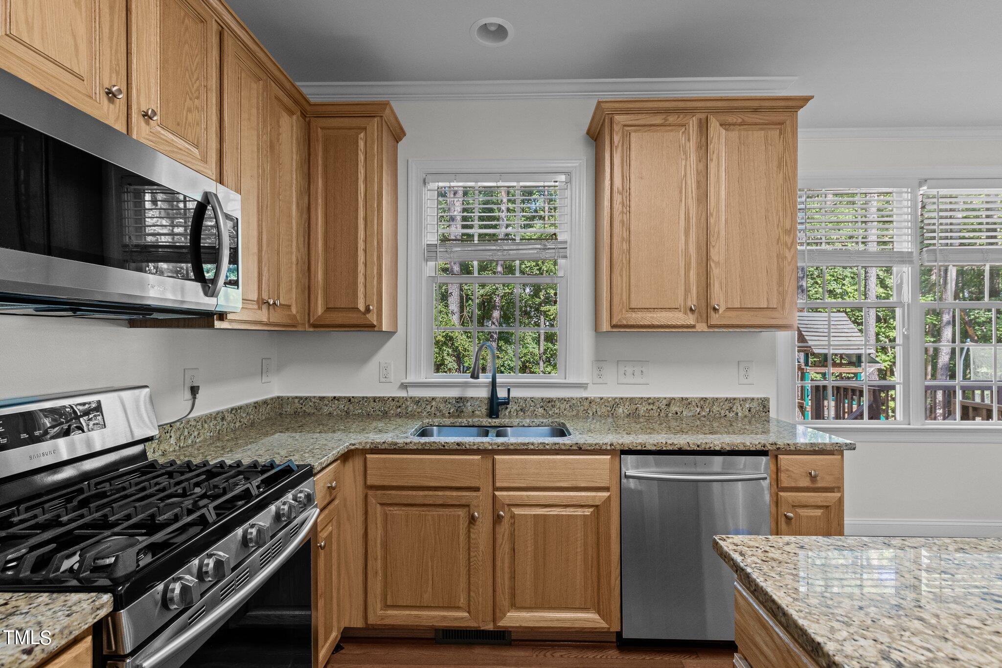 2 Piney Ridge Court Property Photo 15