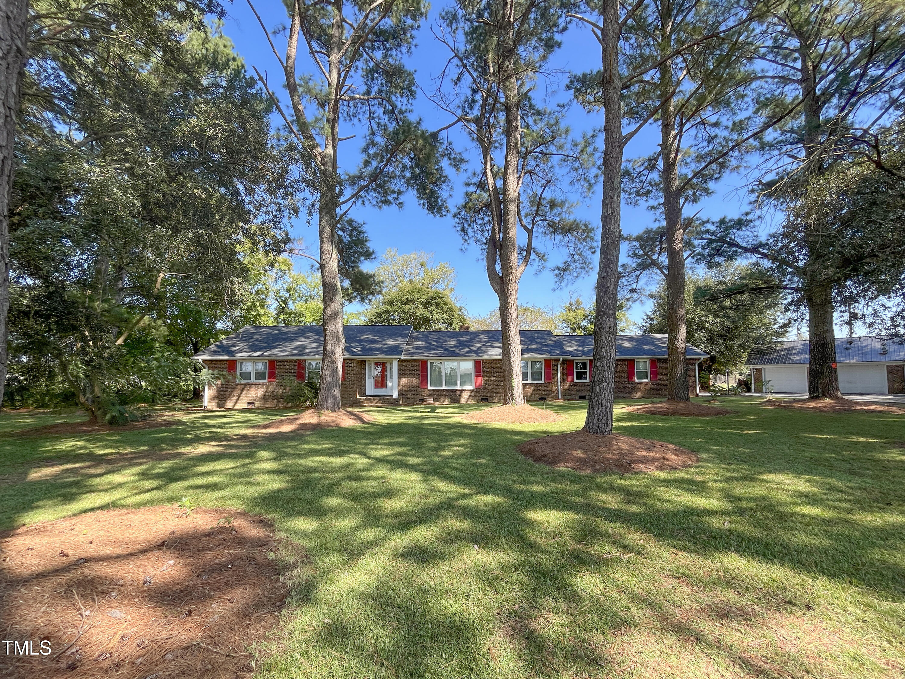 280 Cornwallis Road Property Photo
